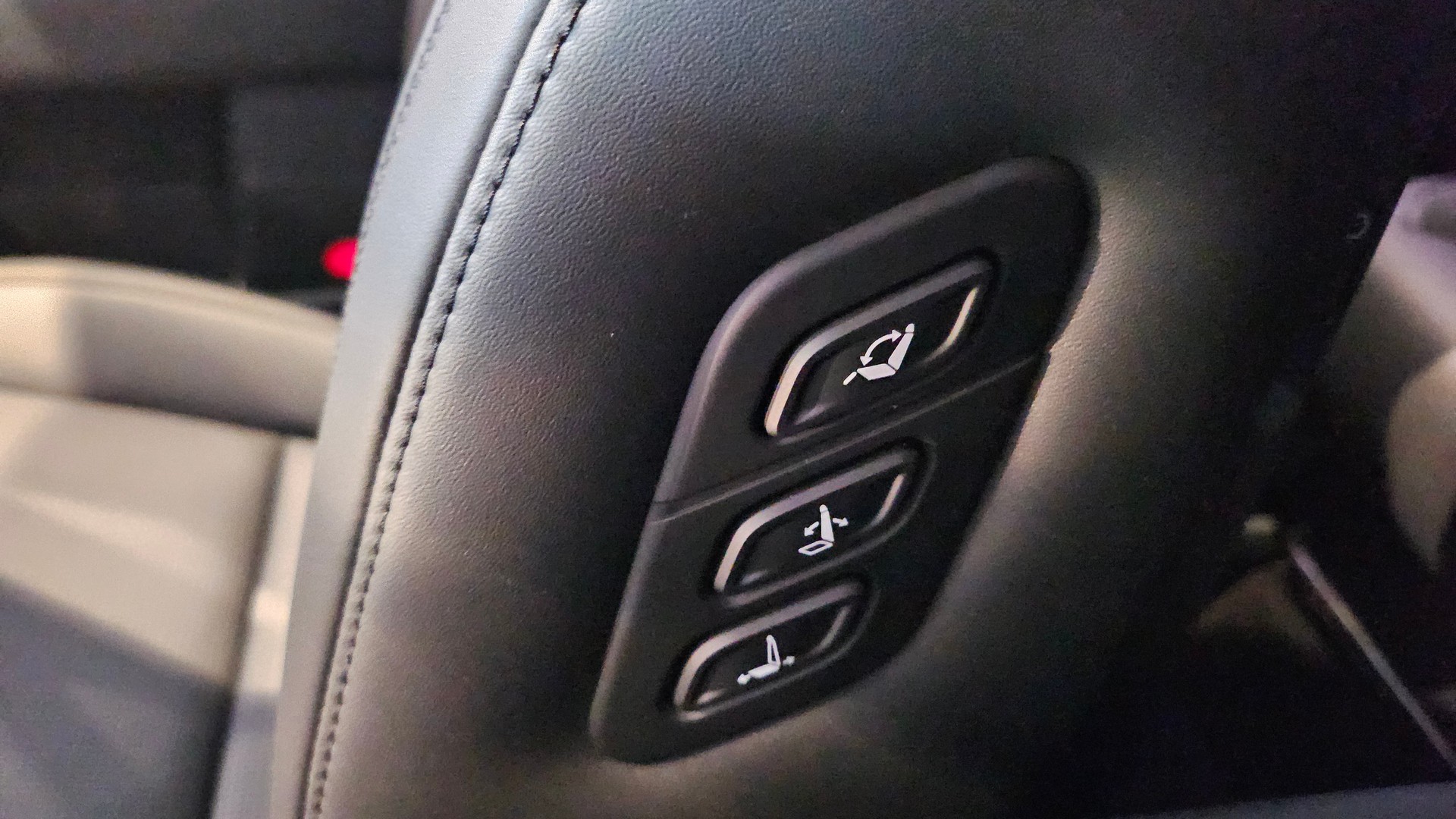 HYUNDAI Santa Fe 1.6 T-GDi PHEV Calligraphy 4WD Automatic-image-23