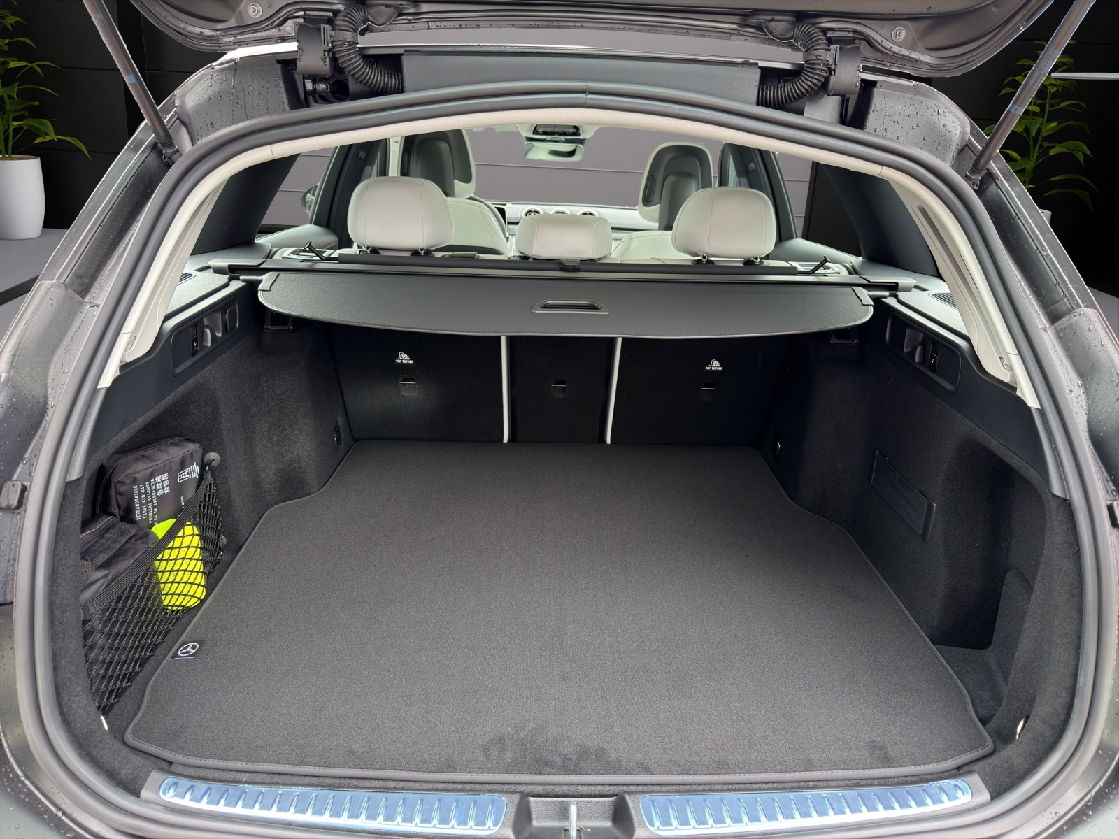 MERCEDES-BENZ C 220 d T 4 Matic Swiss Star-image-17