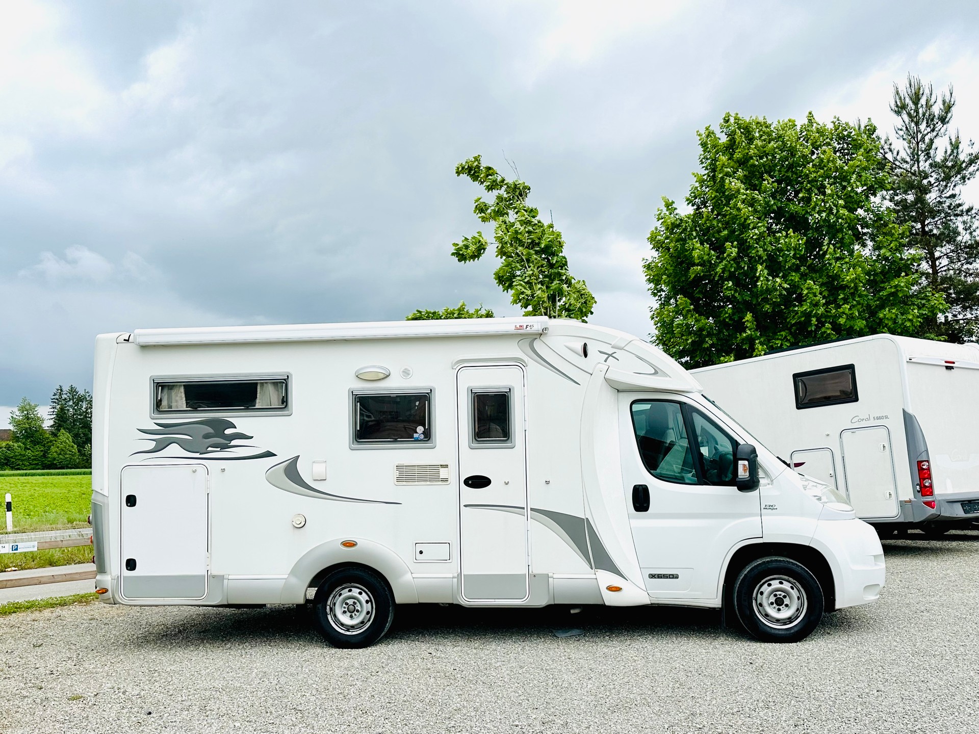 FIAT 2.3JTD 130PS LAIKA ***LÄNGSBETT / RIESEN-HECK-GARAGE***-showroom-element-1