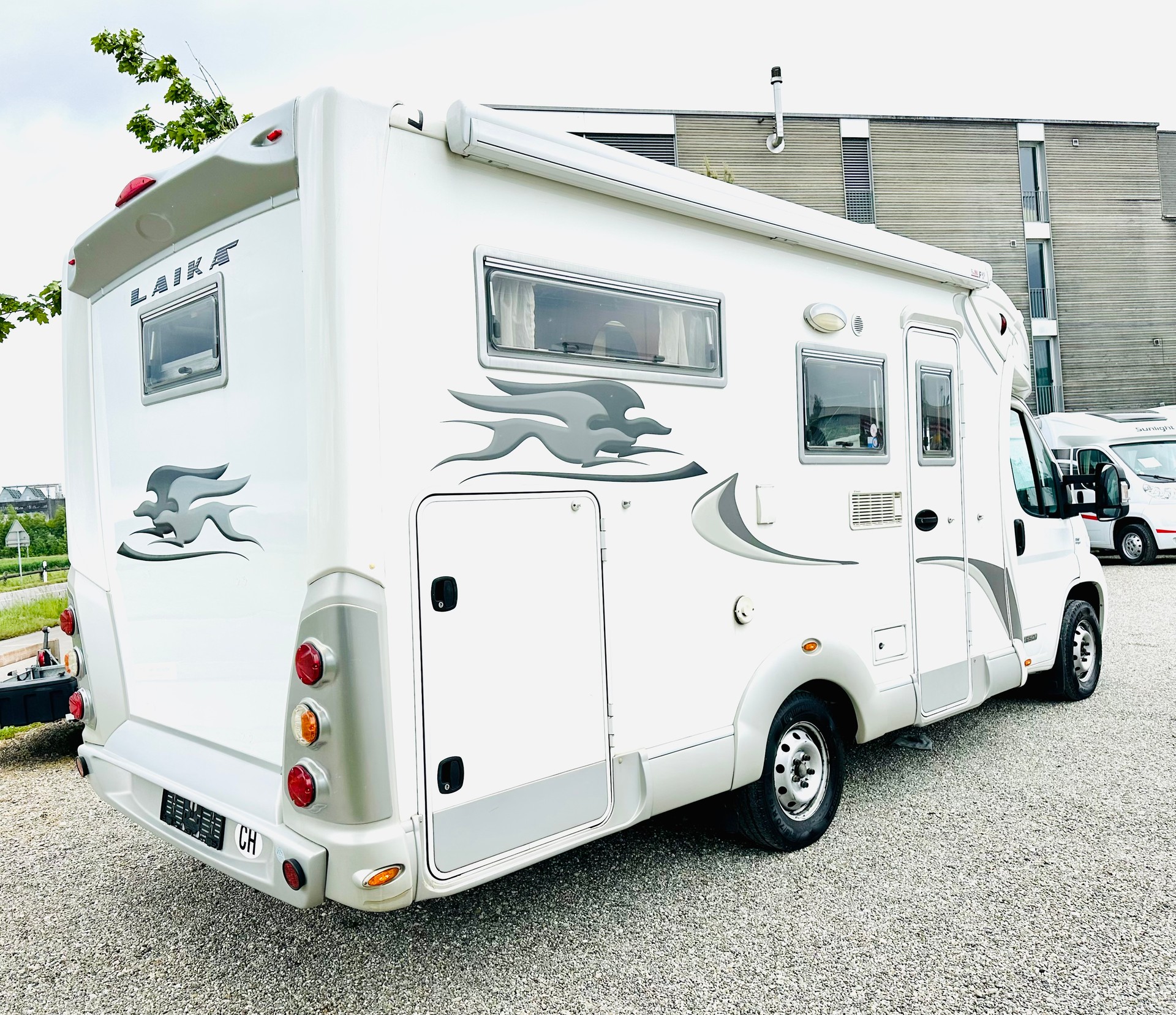 FIAT 2.3JTD 130PS LAIKA ***LÄNGSBETT / RIESEN-HECK-GARAGE***-showroom-element-2