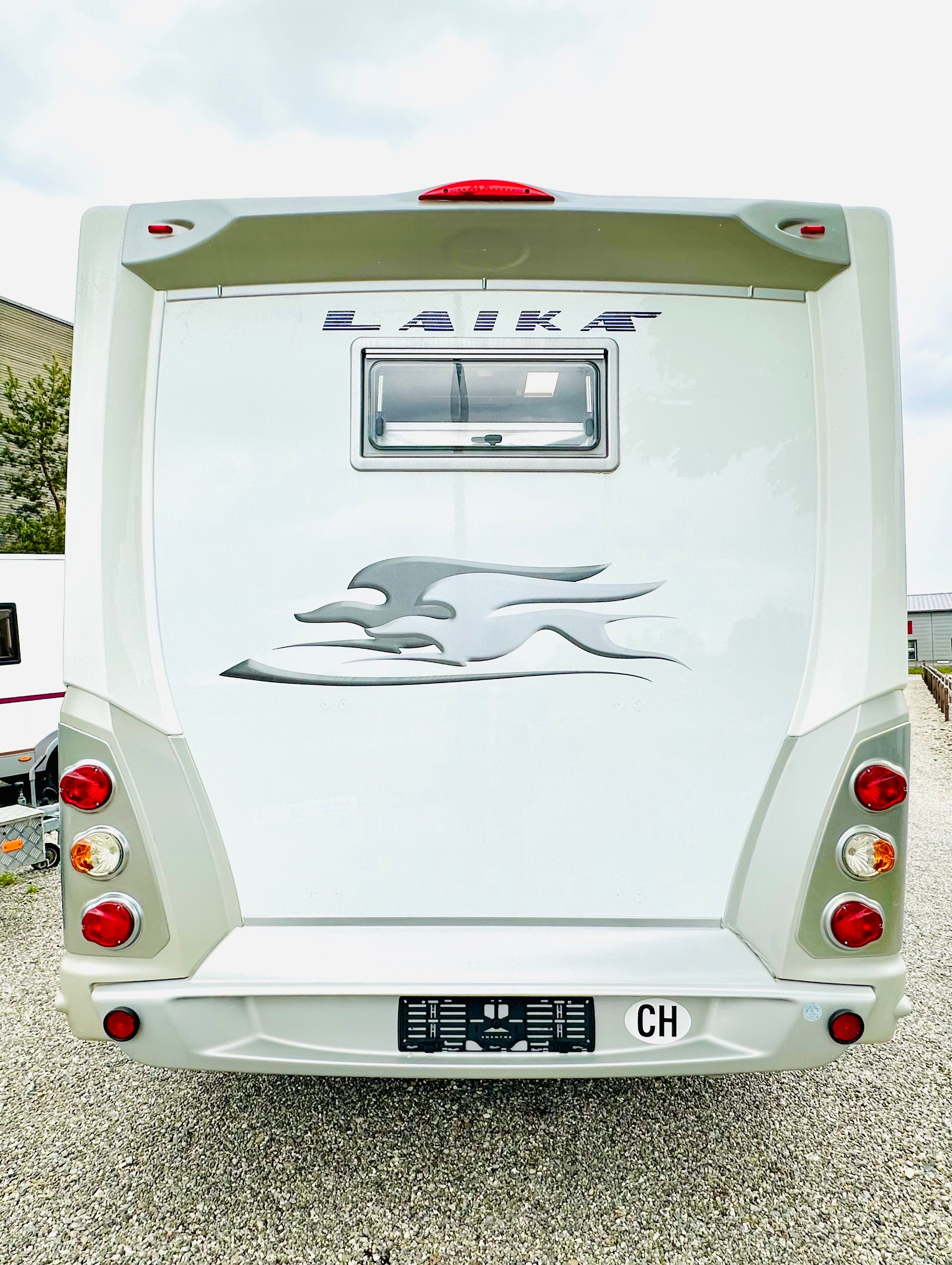FIAT 2.3JTD 130PS LAIKA ***LÄNGSBETT / RIESEN-HECK-GARAGE***-showroom-element-3