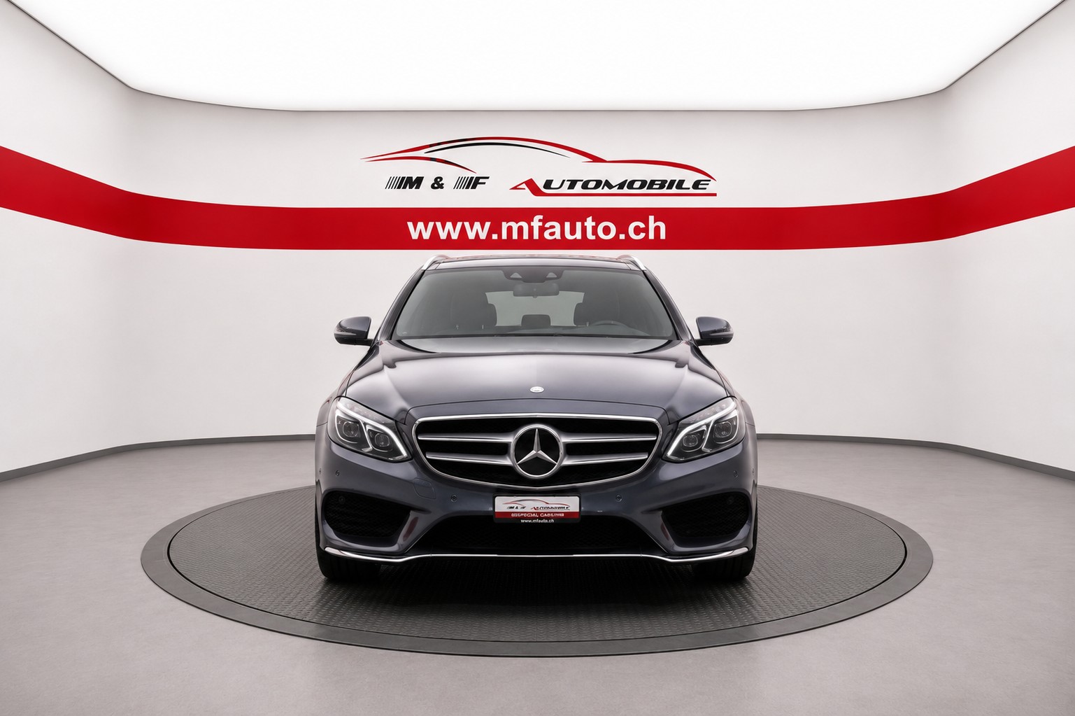 MERCEDES-BENZ E 400 V6 Avantgarde 4matic Kombi-showroom-element-1