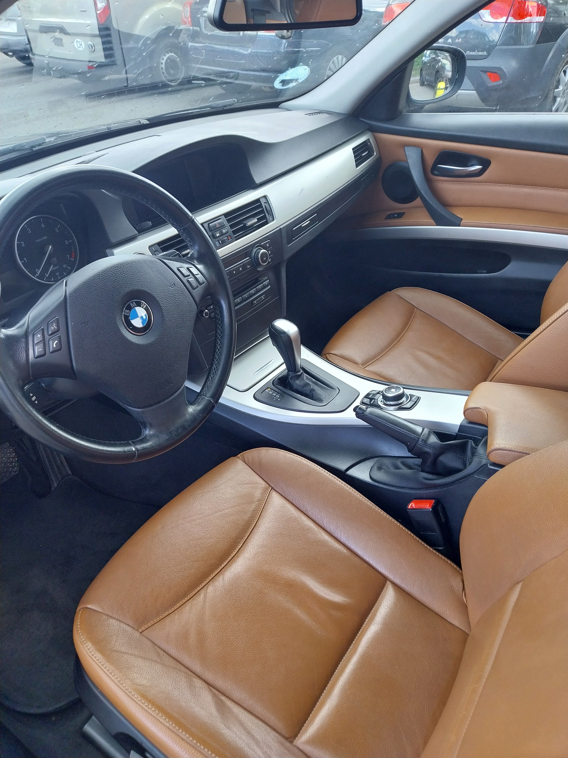 BMW Touring-image-4
