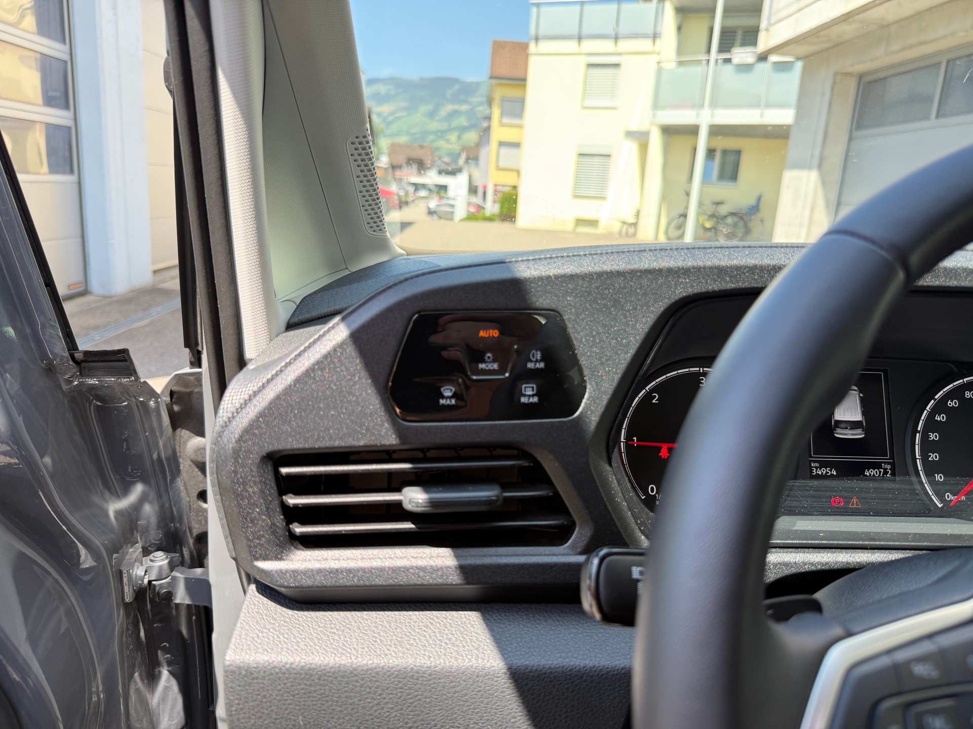 VW Caddy 2.0 TDI California Spirit DSG ** Werksgarantie**-image-23