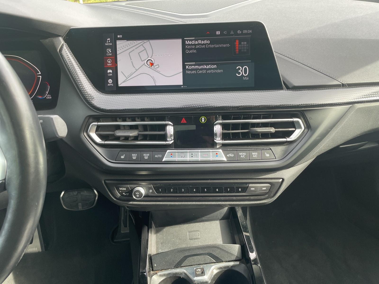 BMW M235i xDrive Gran Coupé M AERODYNAMIKPAKET-image-12