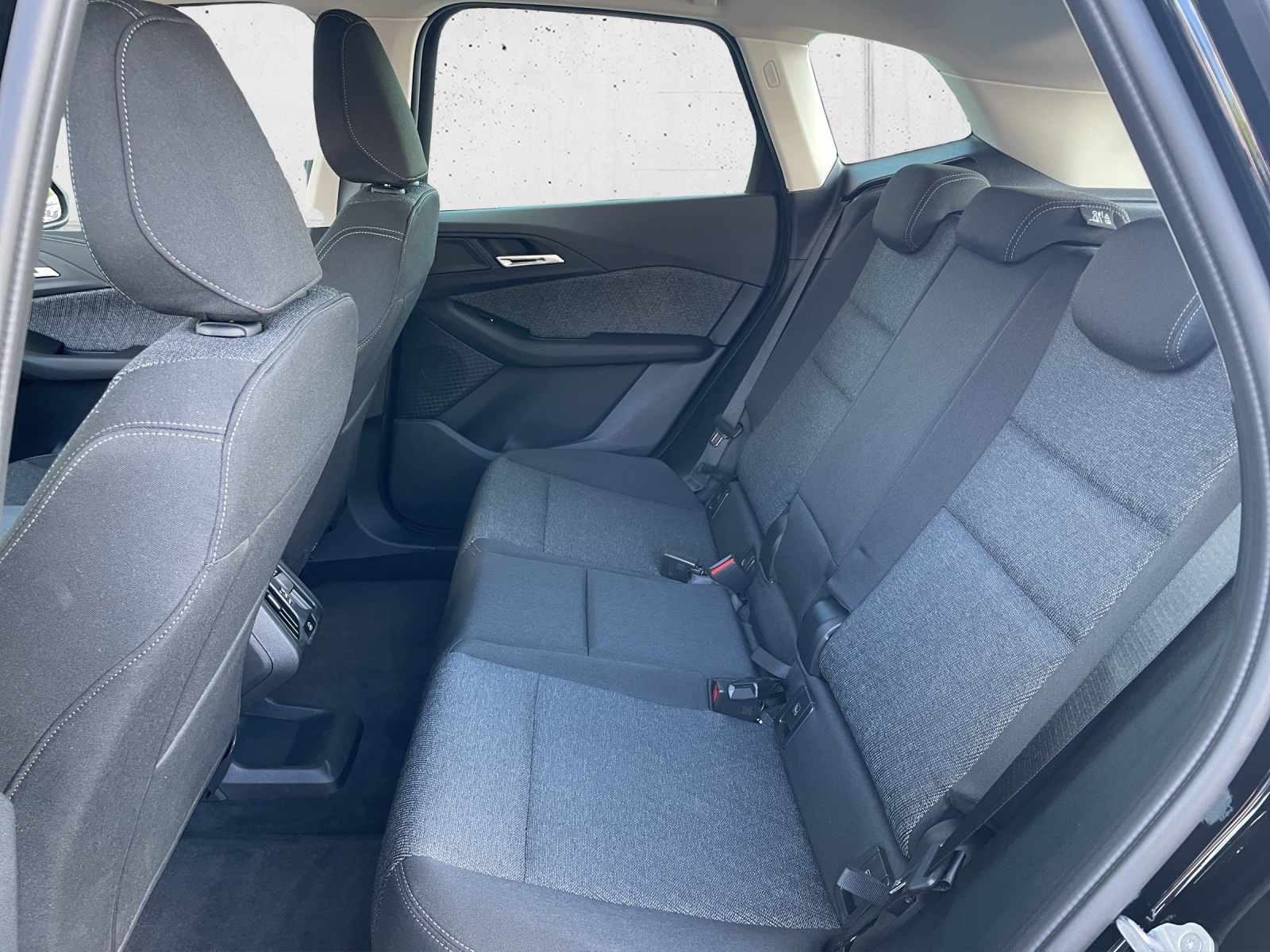 BMW 230e xDrive Act. Tourer-image-14