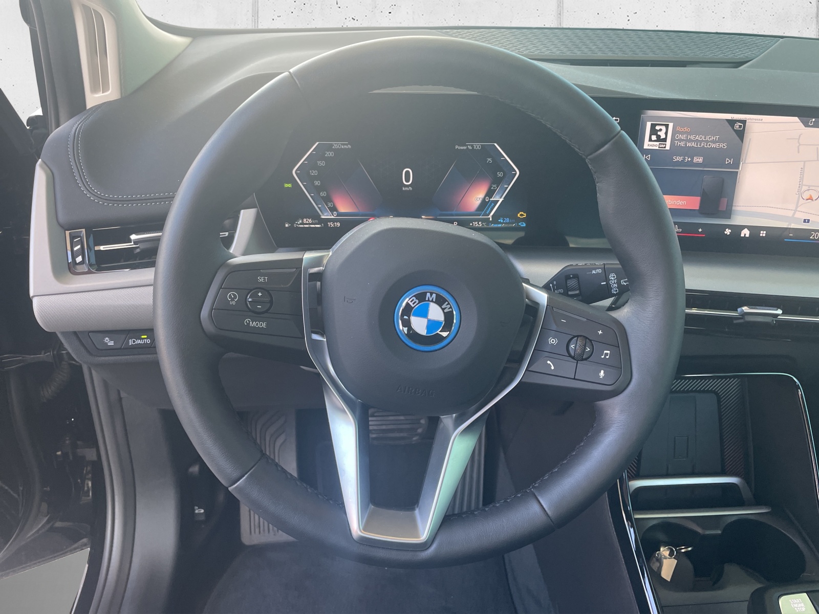 BMW 230e xDrive Act. Tourer-image-11