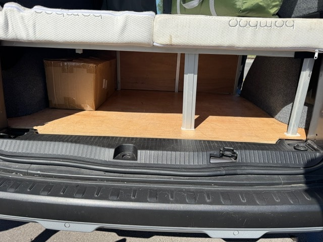 NISSAN Townstar mit 2er Bett Dach-Lüfter Heckanbauzelt-image-8