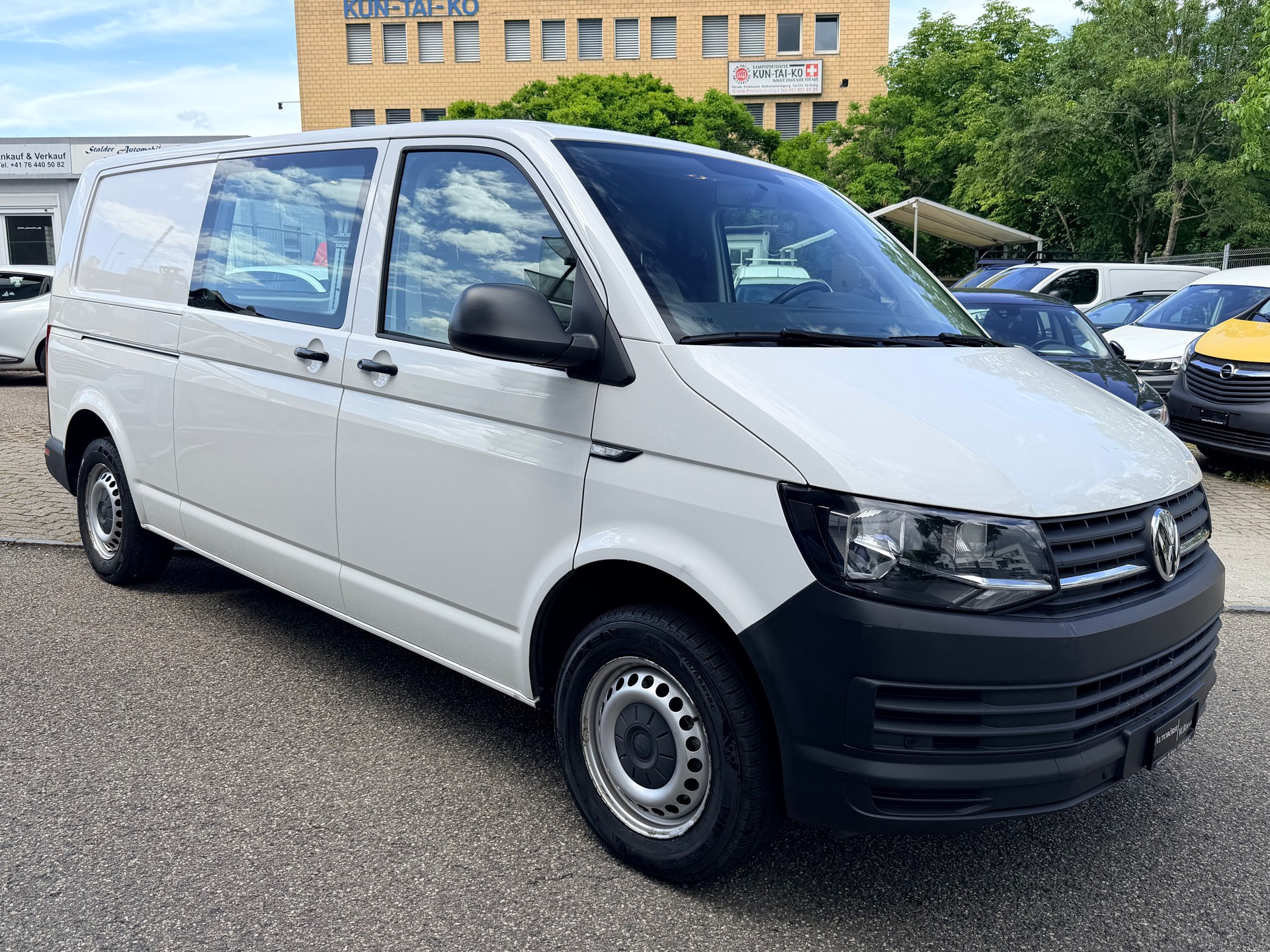 VW T6 2.0 TDI Euro 6-image-0