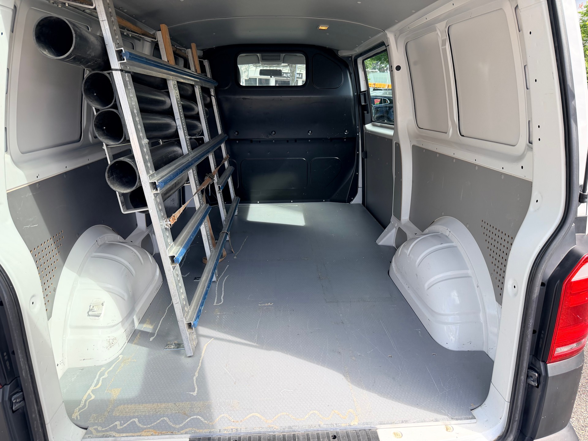 VW T6 2.0 TDI Euro 6-image-11