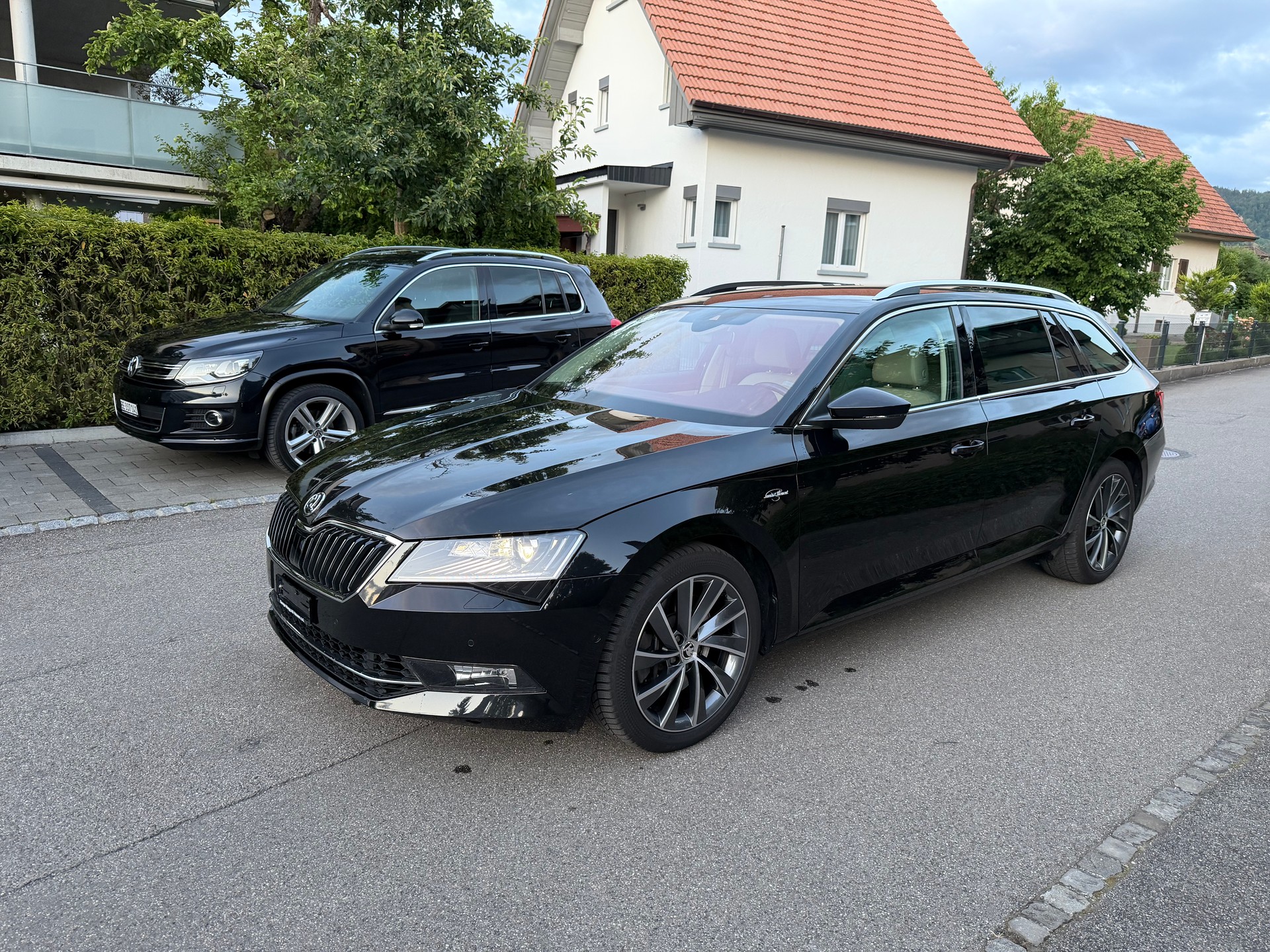 SKODA Superb Combi 2.0 TSI L&K DSG 4x4-image-6