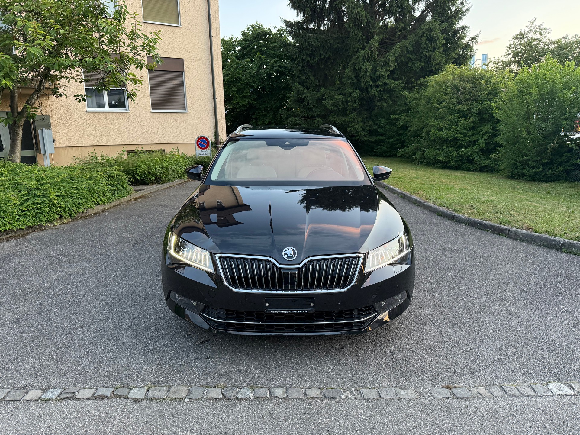 SKODA Superb Combi 2.0 TSI L&K DSG 4x4-image-7
