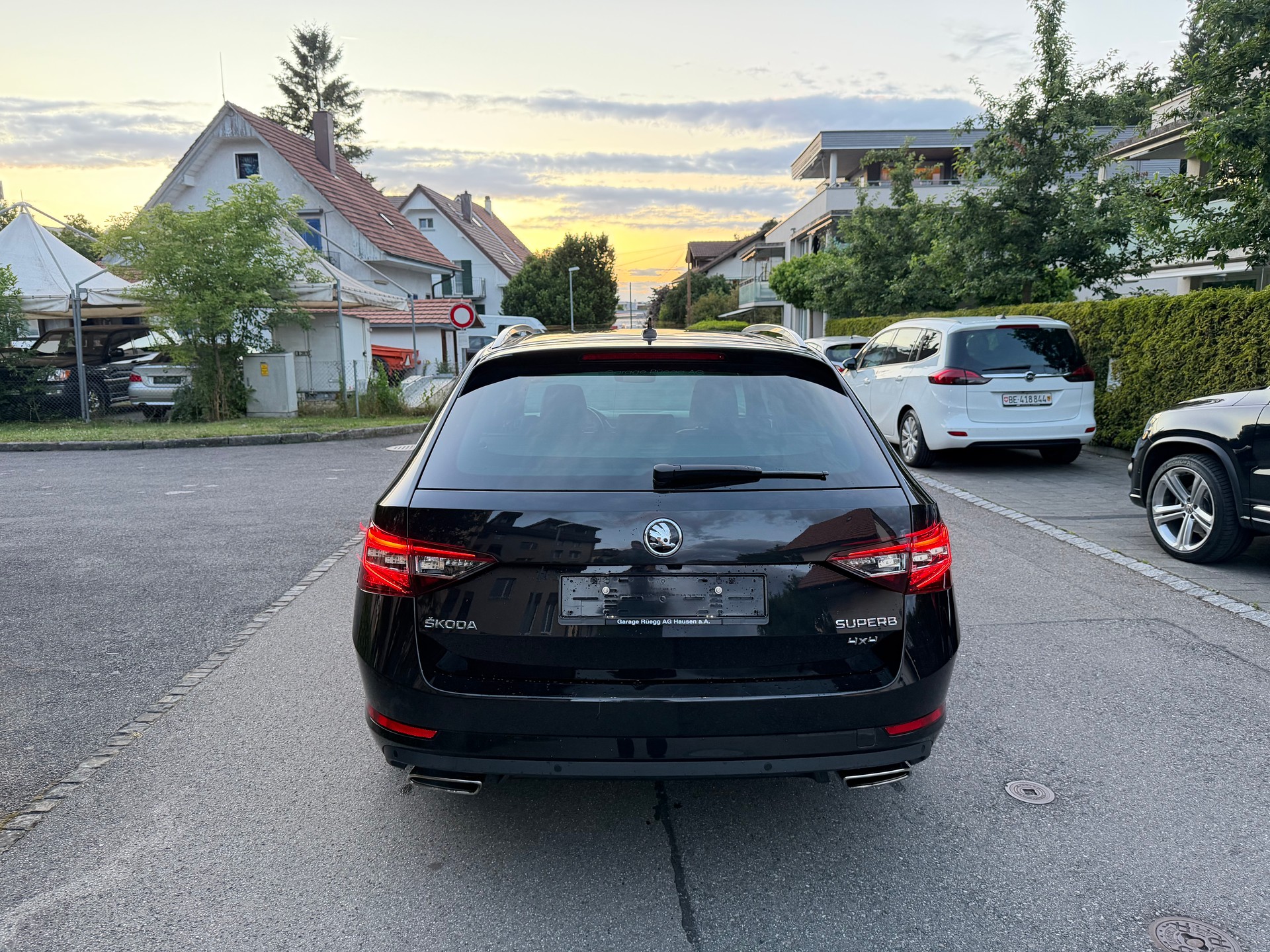 SKODA Superb Combi 2.0 TSI L&K DSG 4x4-image-4