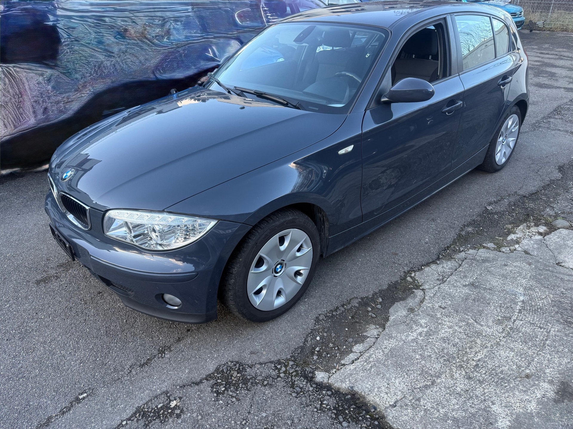 BMW 116i Access-image-1
