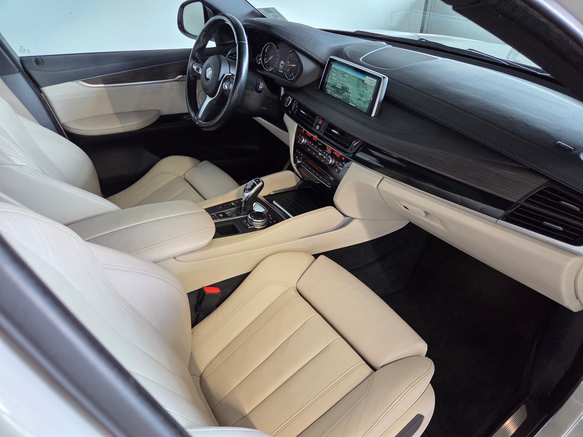 BMW X6 40d xDrive M-Sport-image-8