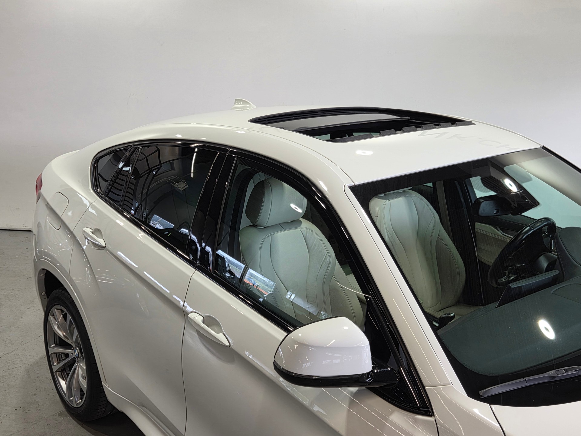 BMW X6 40d xDrive M-Sport-image-10