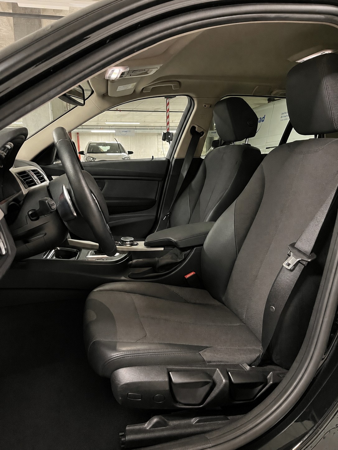 BMW 328i Touring Steptronic-image-14