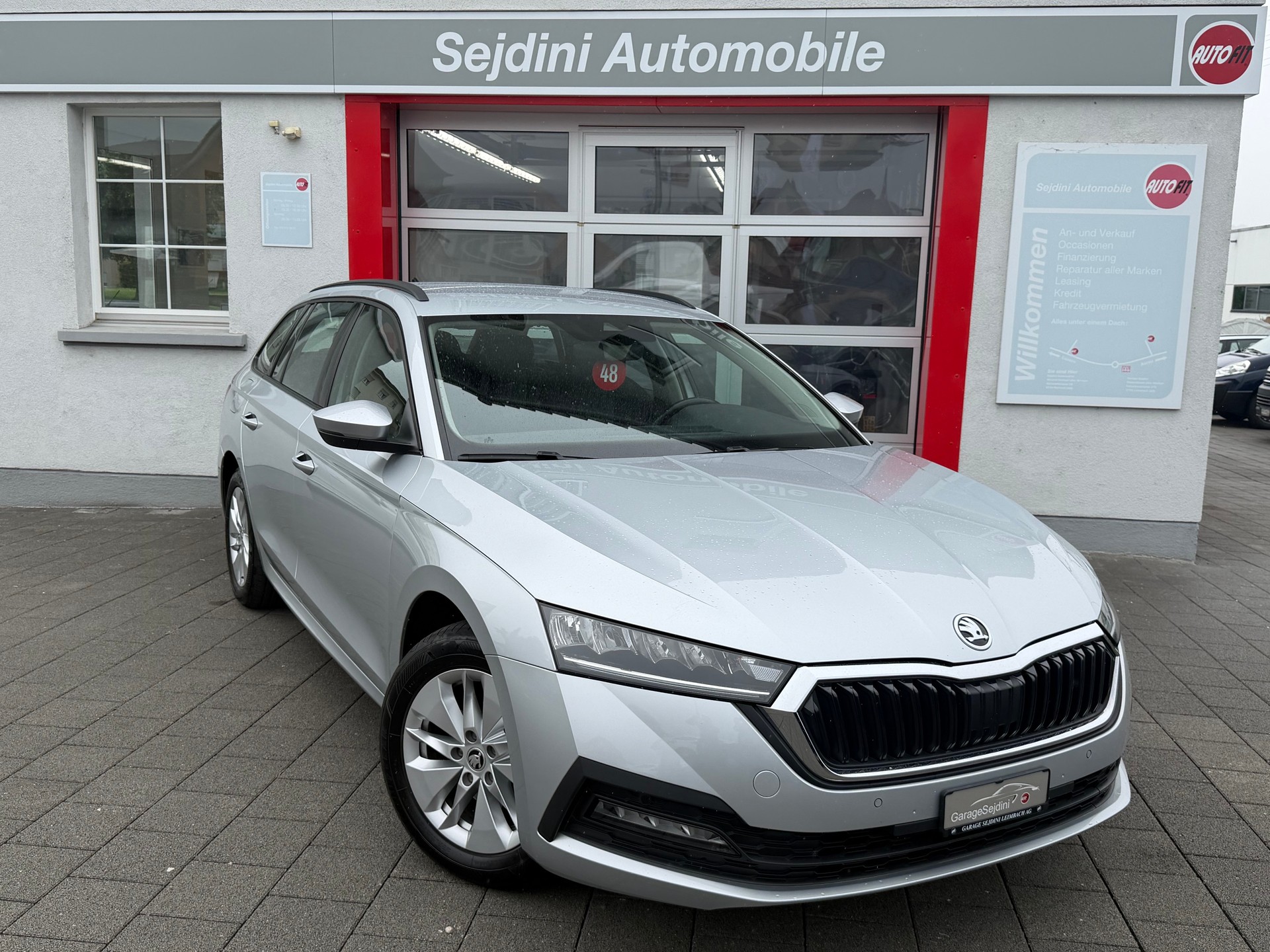 SKODA Octavia Combi 2.0 TDI DSG Ambition