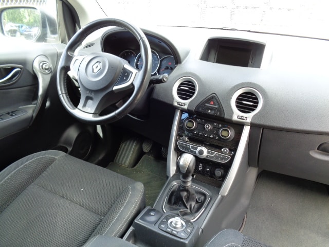 RENAULT Koleos 2.0 dCi Dynamique 4x4-image-10
