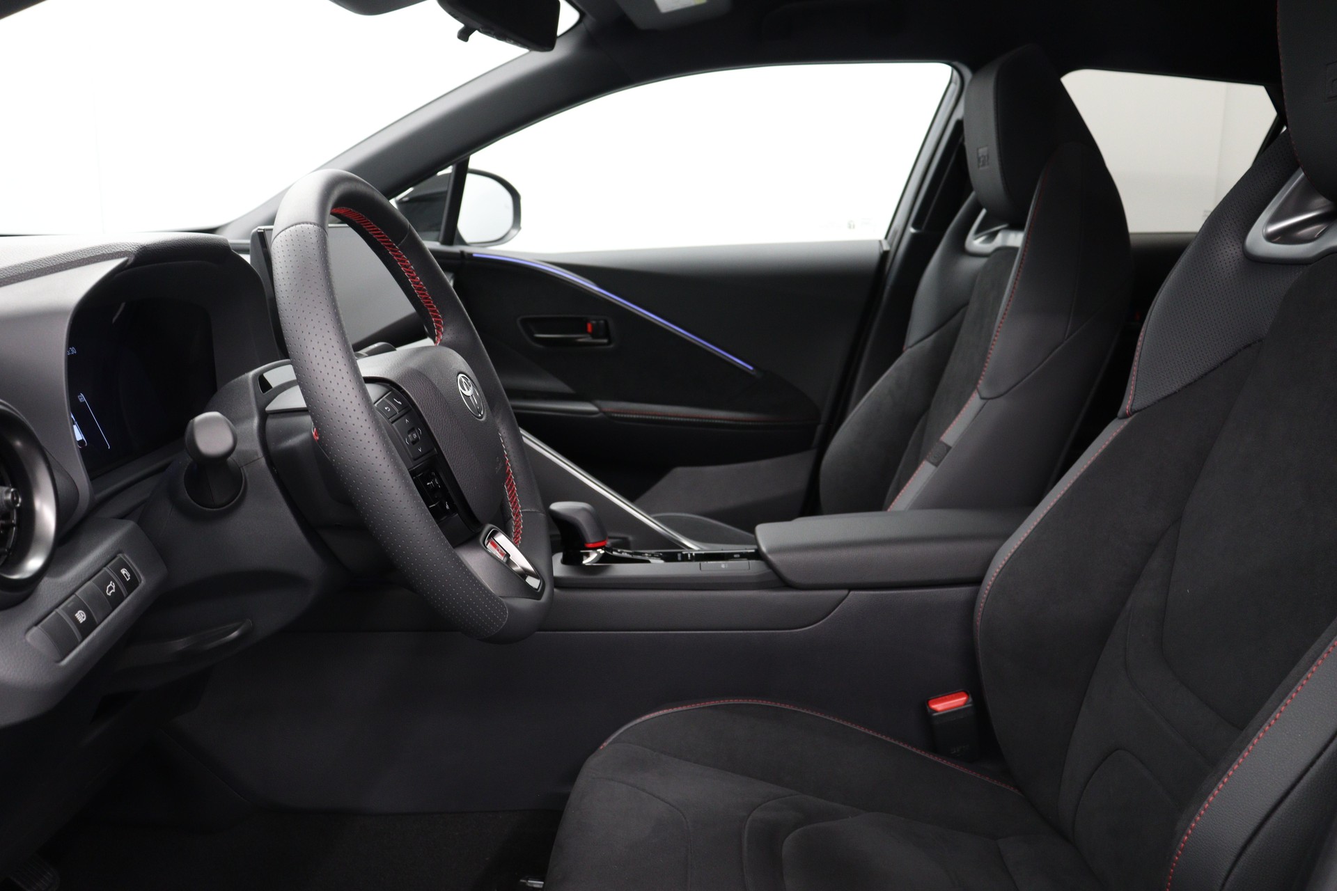 TOYOTA C-HR 2.0 HEV GR Sport Premiere 4x4-image-5