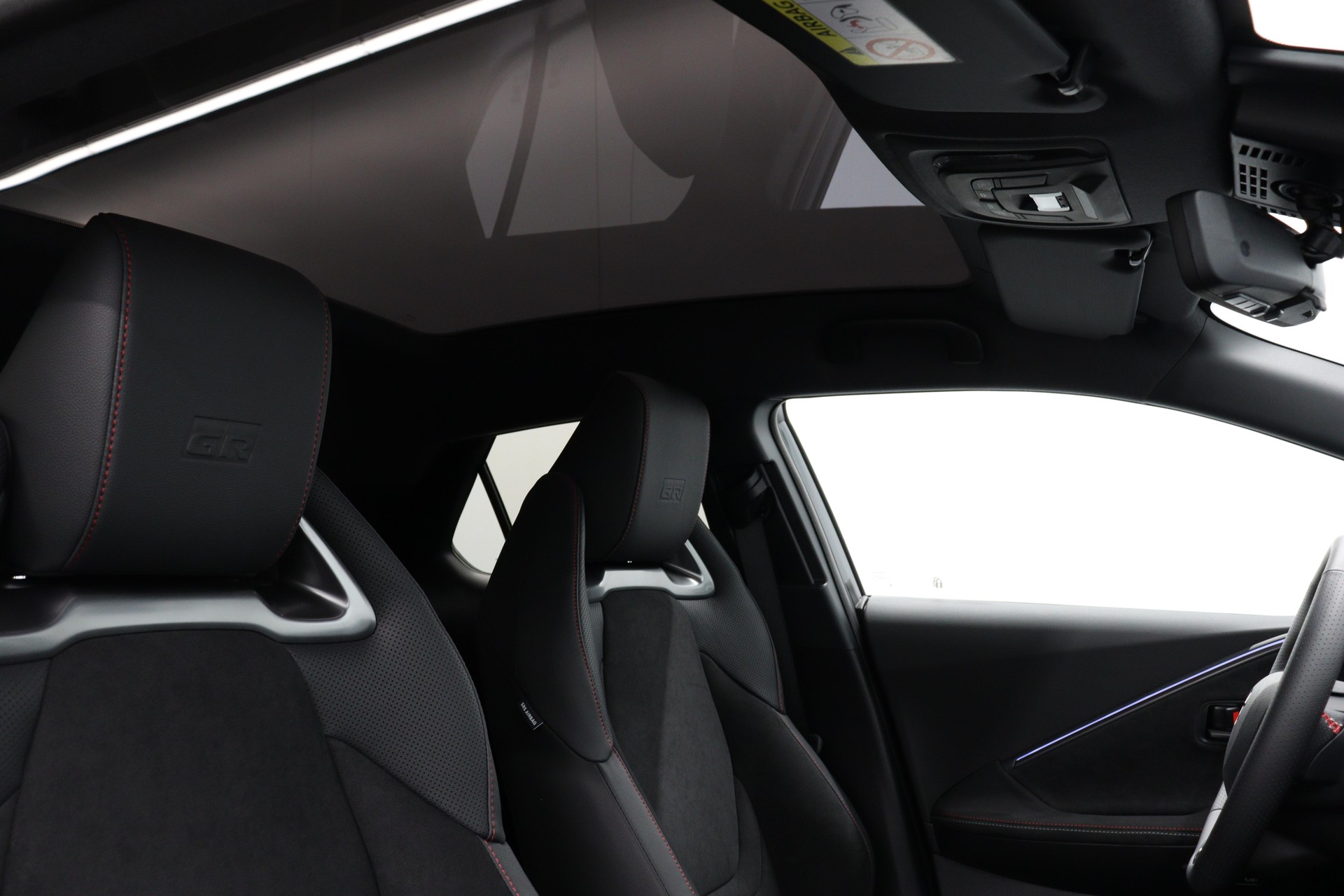 TOYOTA C-HR 2.0 HEV GR Sport Premiere 4x4-image-10