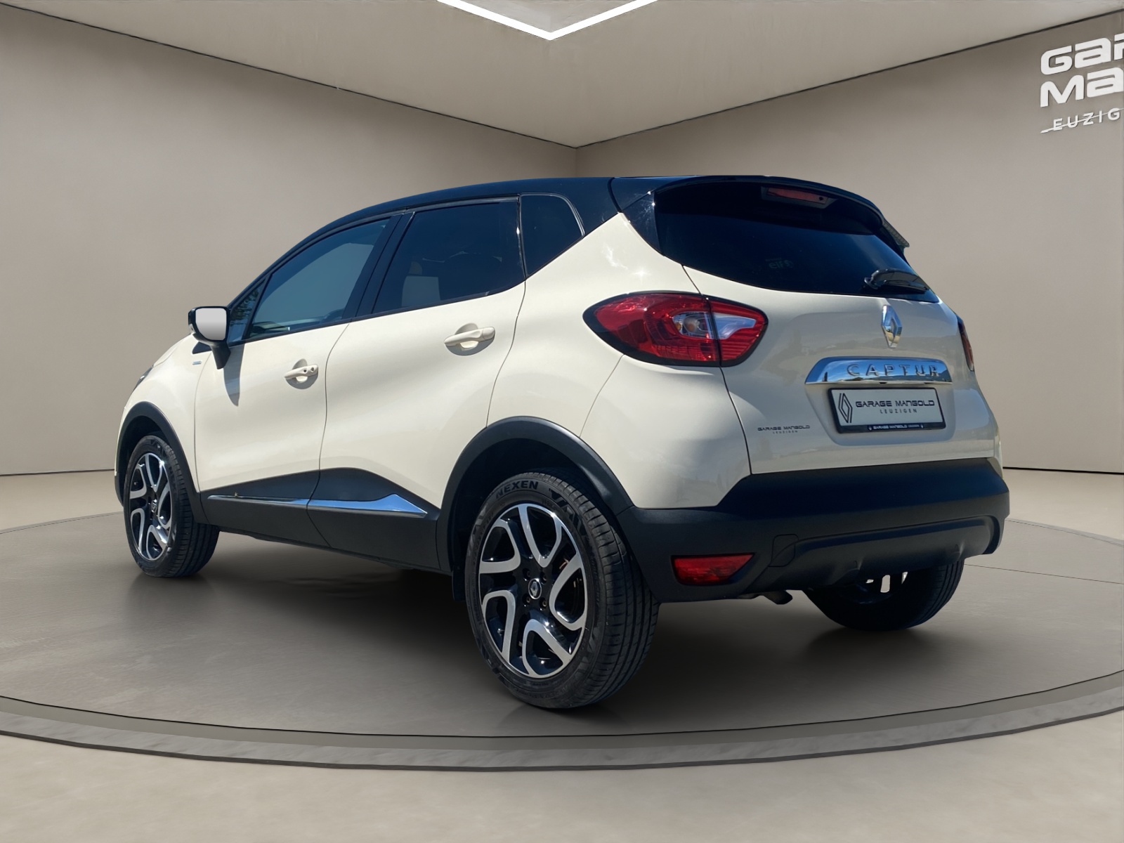 RENAULT Captur 1.2 T 16V Swiss Edition EDC-image-2