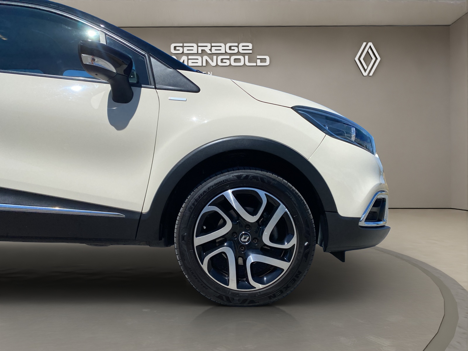 RENAULT Captur 1.2 T 16V Swiss Edition EDC-image-14