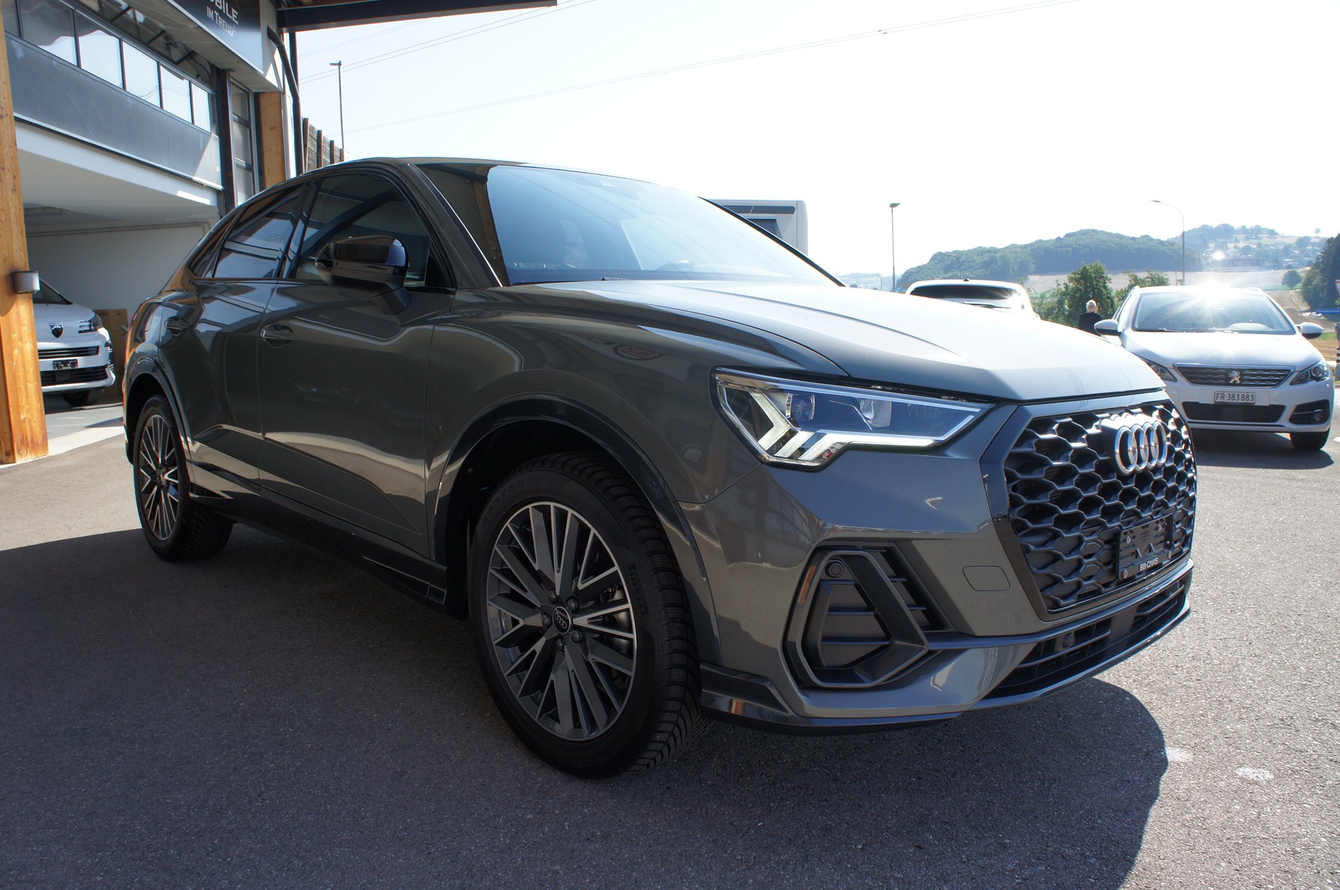 AUDI Q3 Sportback 35 TFSI Attraction S-tronic-image-6