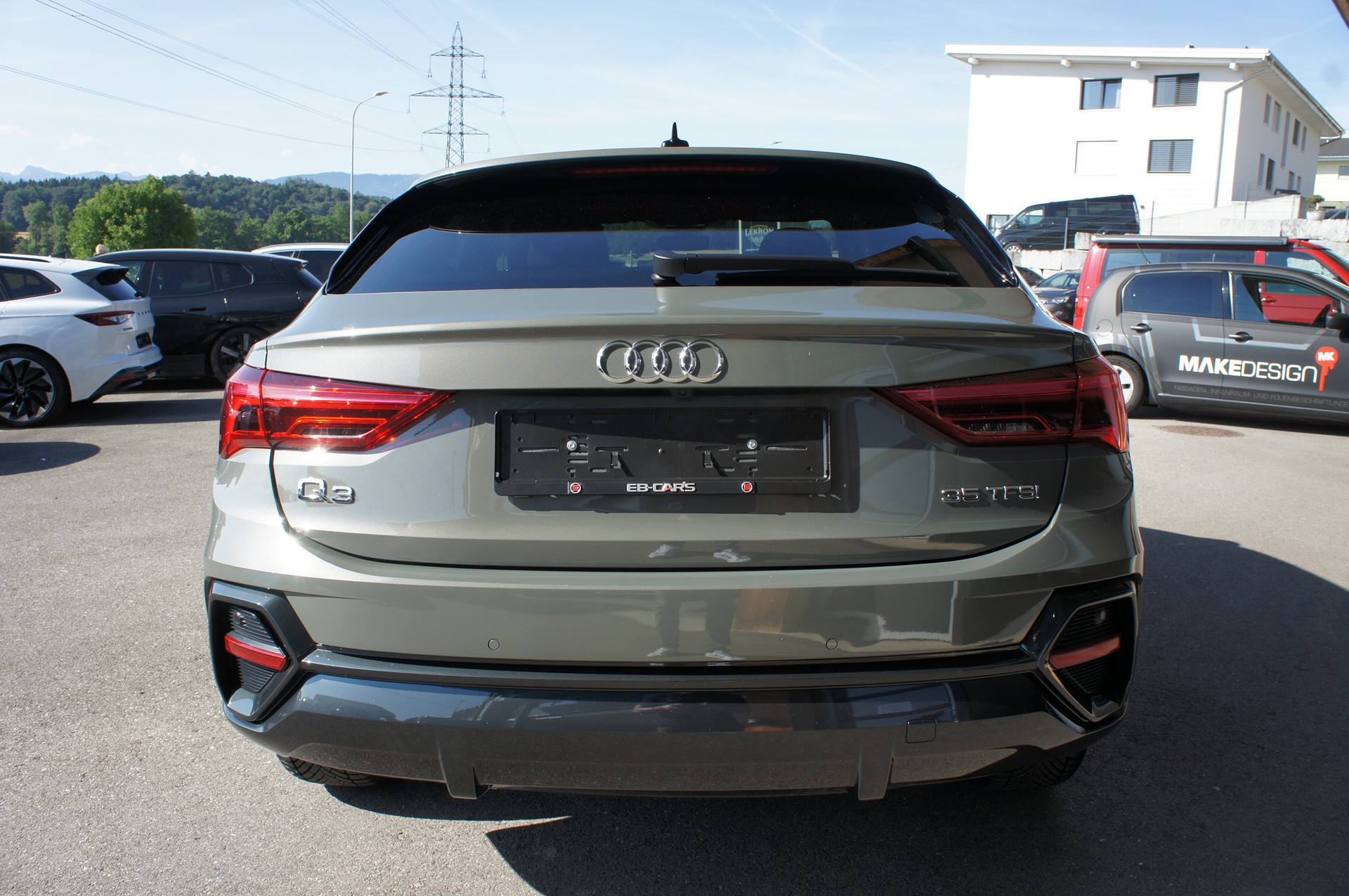 AUDI Q3 Sportback 35 TFSI Attraction S-tronic-showroom-element-3