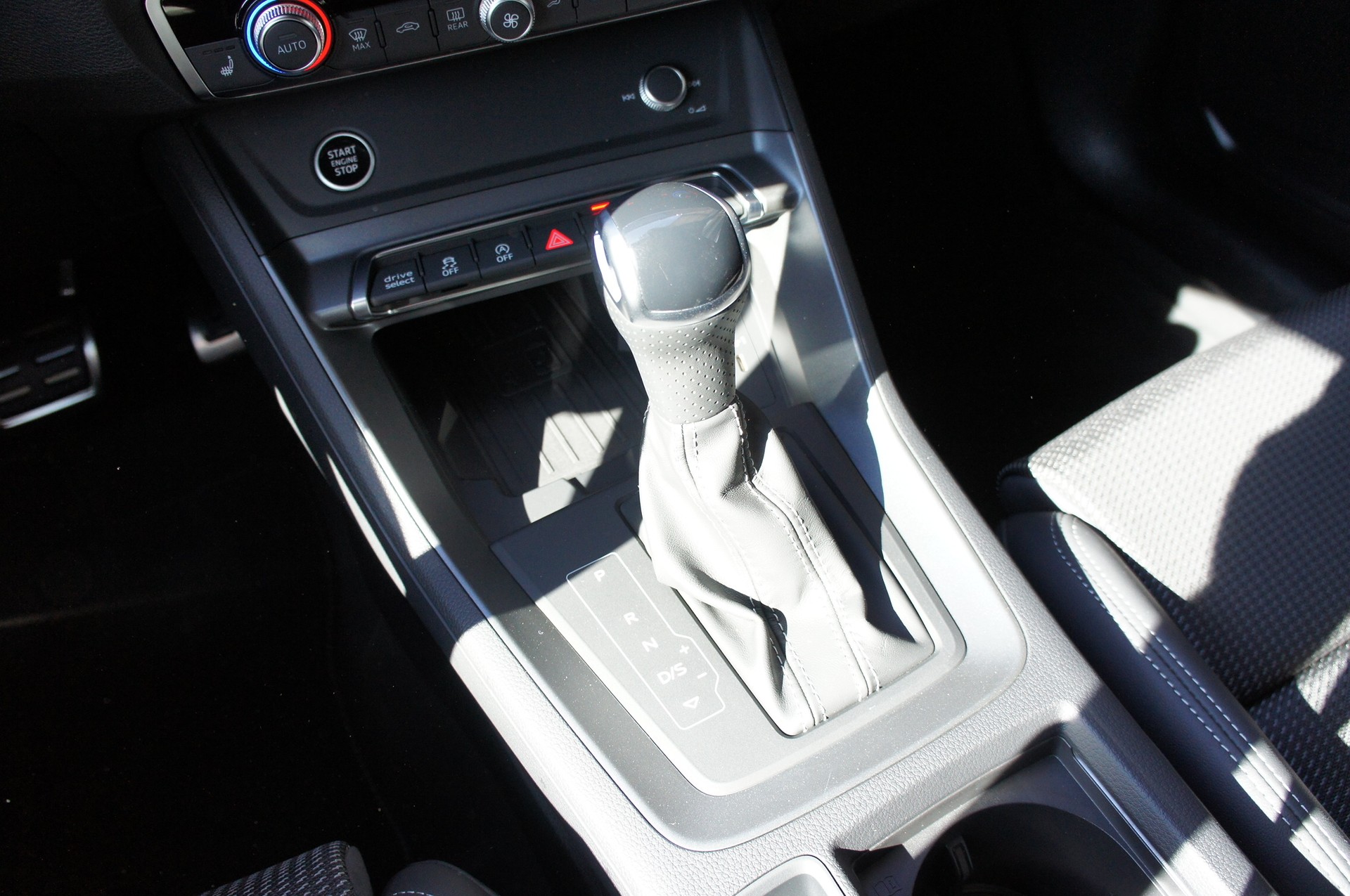 AUDI Q3 Sportback 35 TFSI Attraction S-tronic-image-14