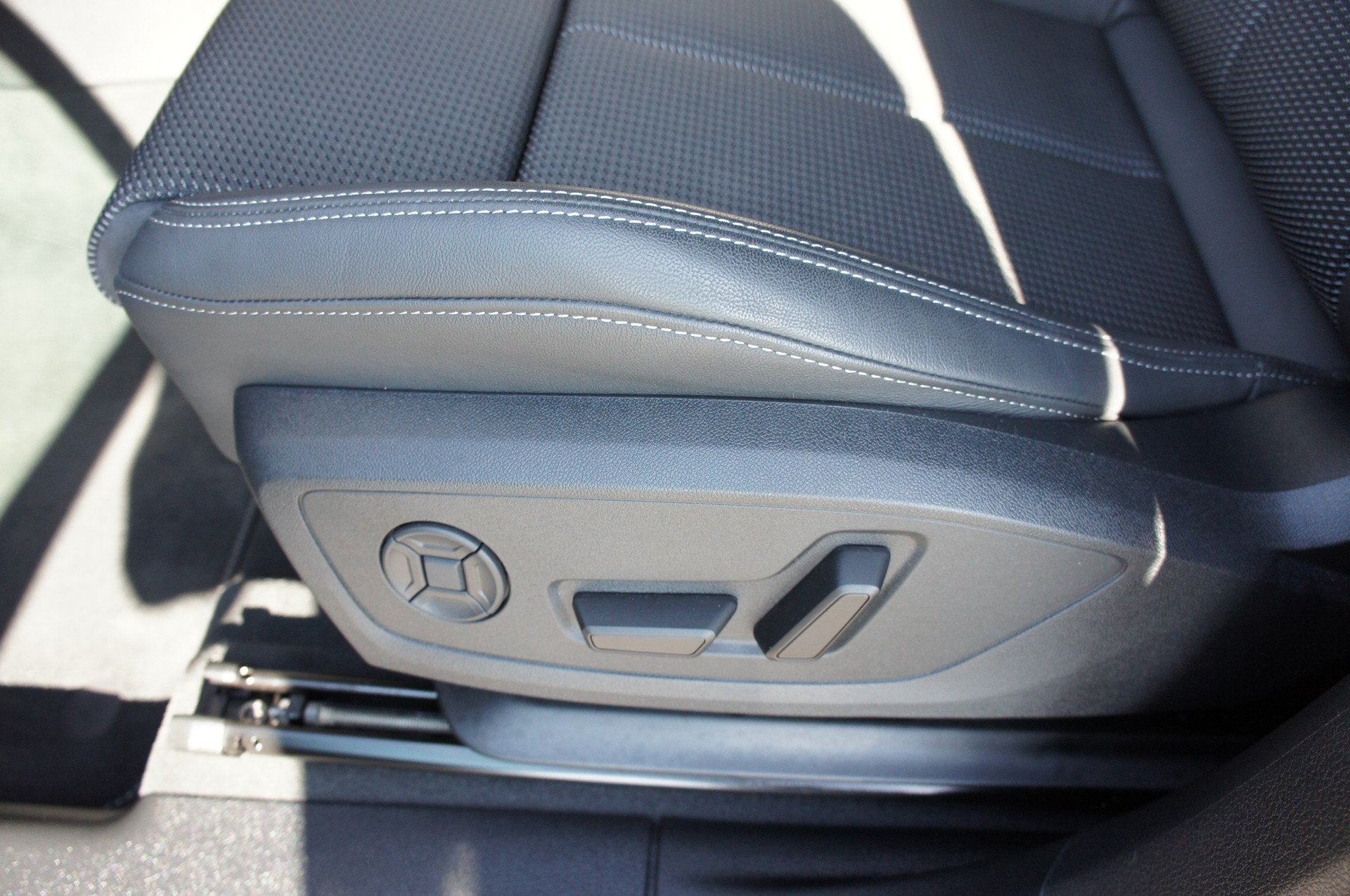 AUDI Q3 Sportback 35 TFSI Attraction S-tronic-image-11