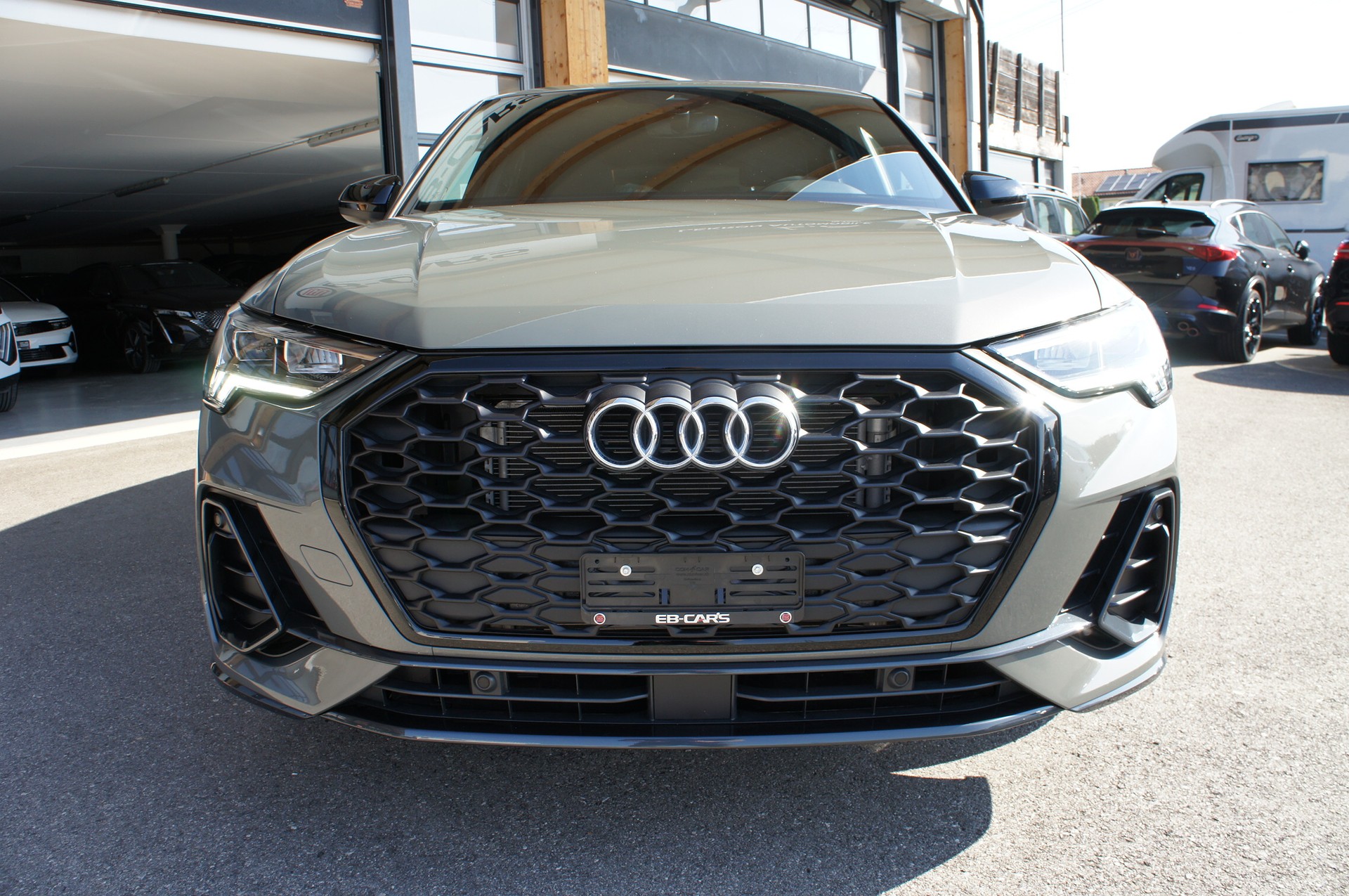 AUDI Q3 Sportback 35 TFSI Attraction S-tronic-image-7