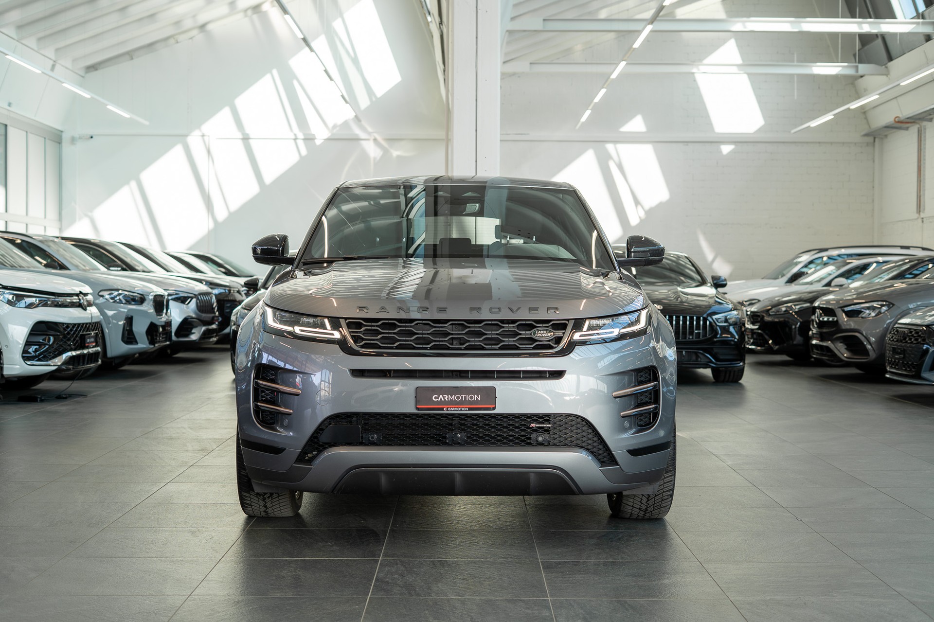 LAND ROVER Range Rover Evoque 2.0 D 165 R-Dynamic SE-showroom-element-1