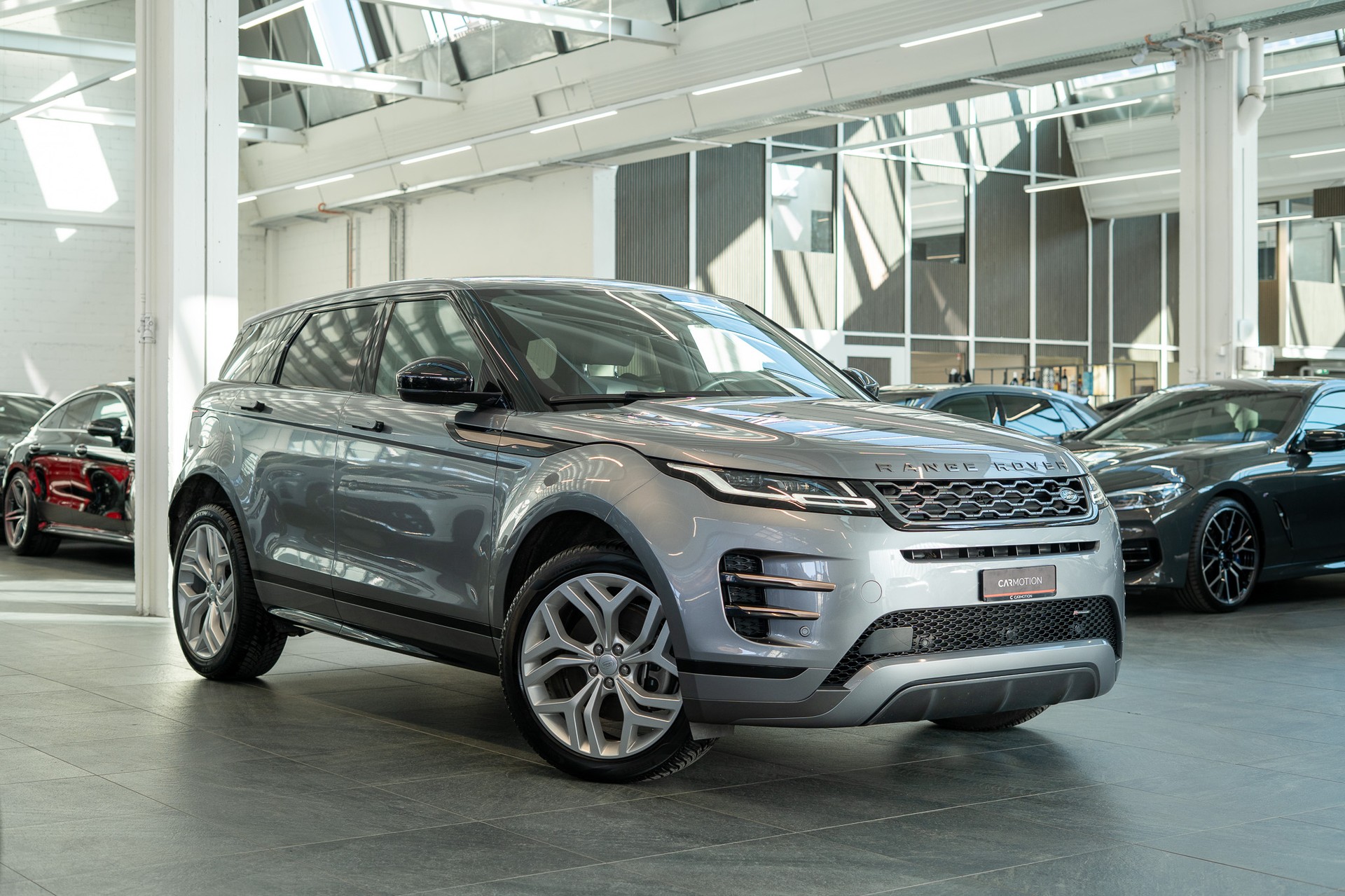 LAND ROVER Range Rover Evoque 2.0 D 165 R-Dynamic SE-showroom-element-2