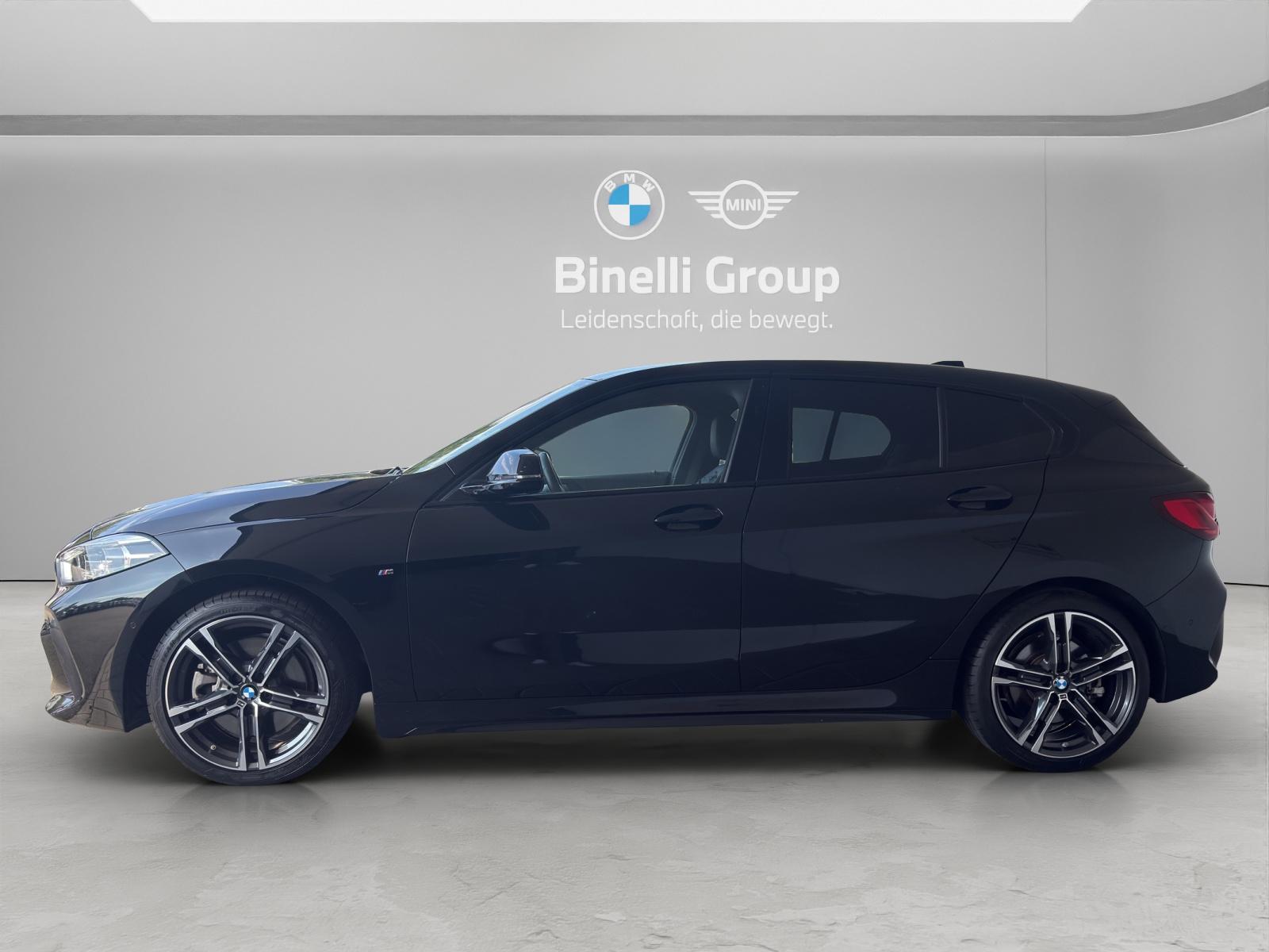 BMW 120d xDrive SAG-showroom-element-2