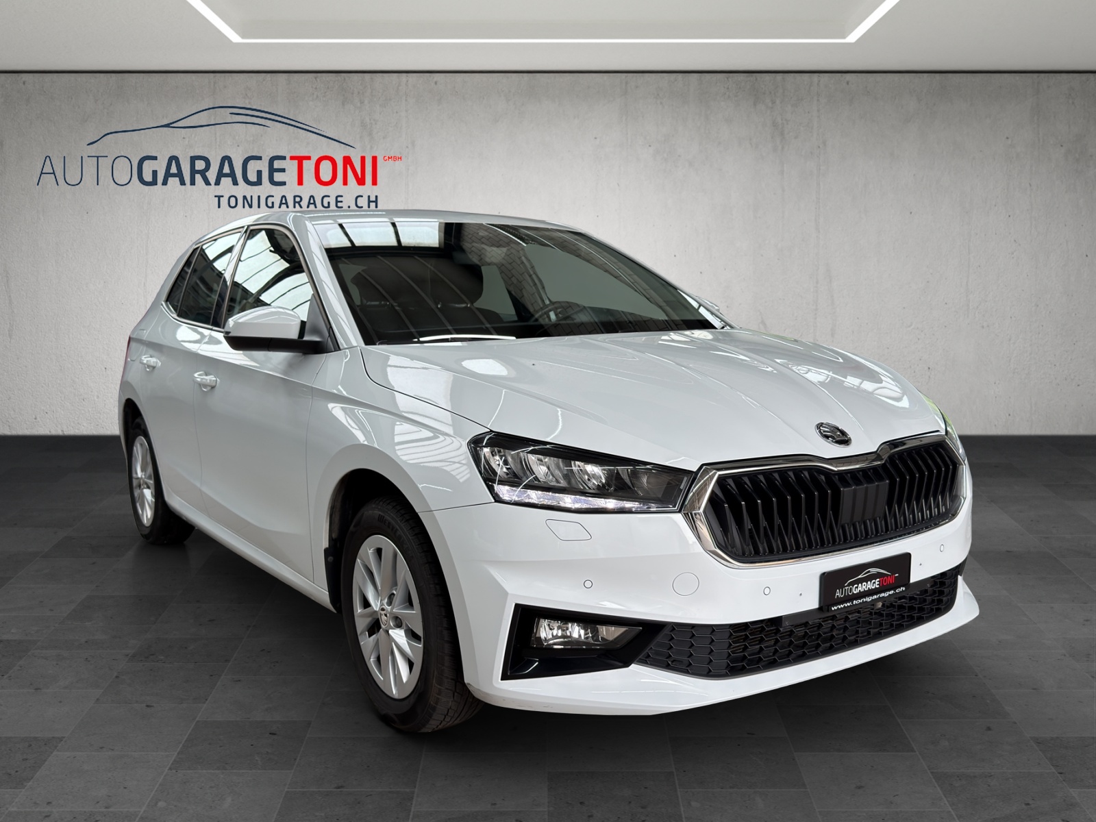 SKODA Fabia 1.0 TSI Dynamic DSG *Werksgarantie bis 12.2029*-showroom-element-1