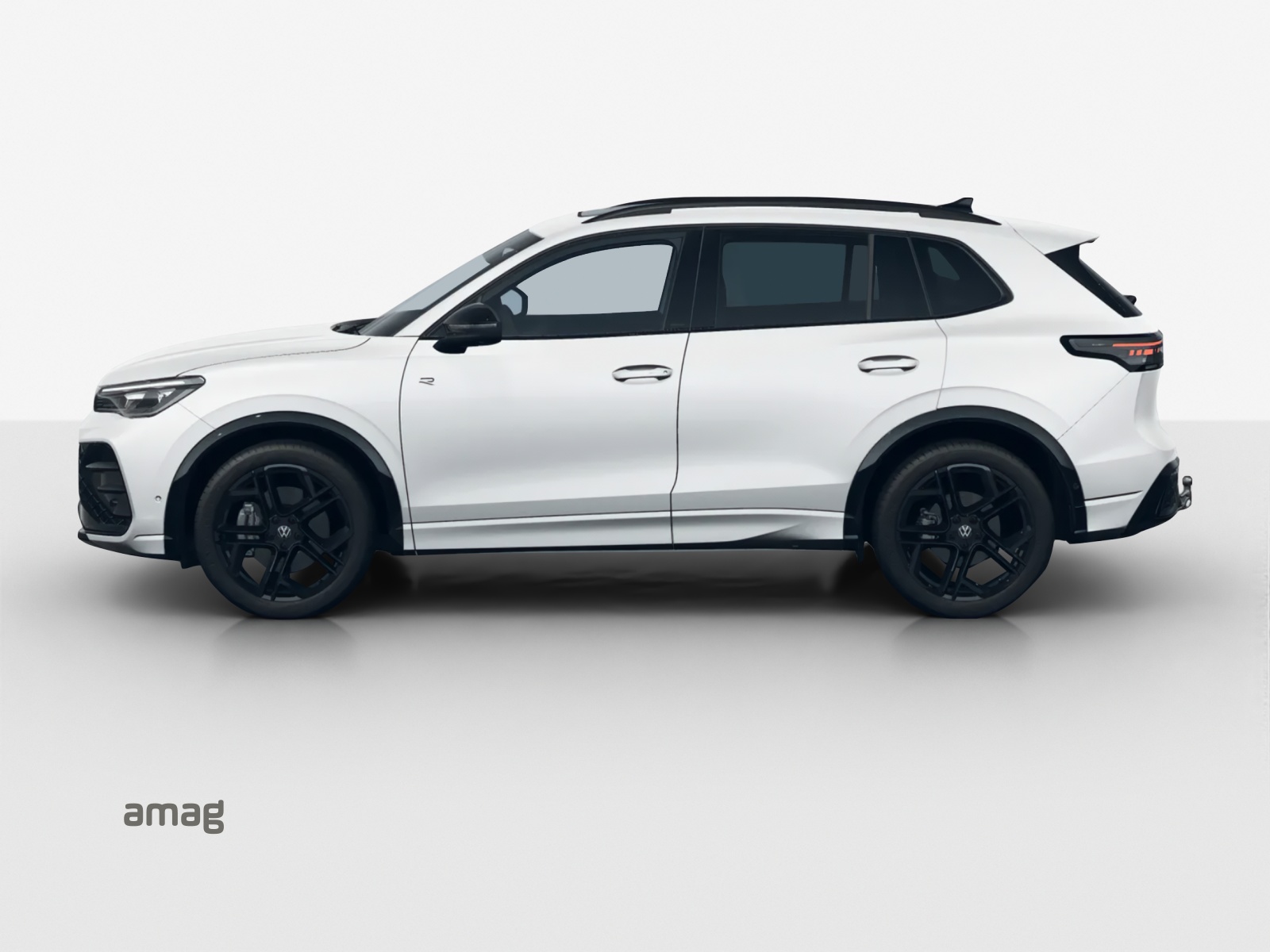 VW Tiguan 2.0 TSI DSG R-Line 4Motion-showroom-element-1