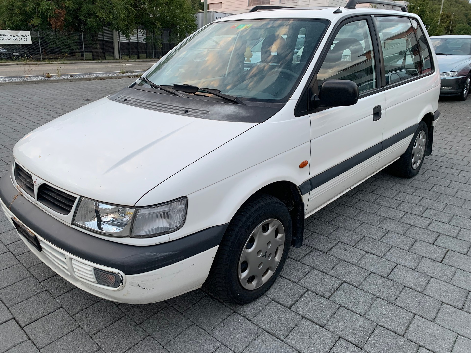 MITSUBISHI Space R 1.8 GLXi 4x4
