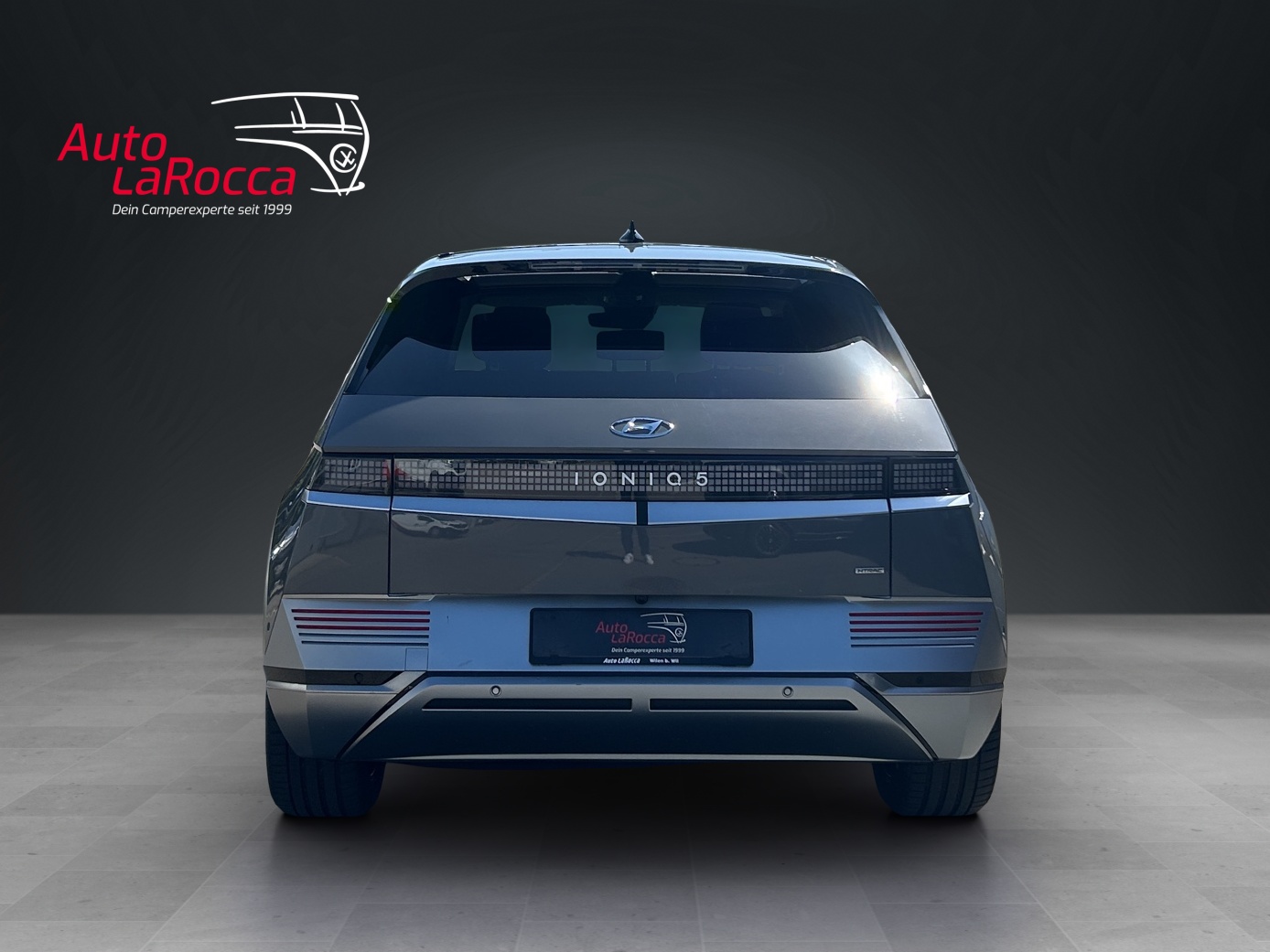 HYUNDAI Ioniq 5 72kWh First Edition 4WD-showroom-element-3