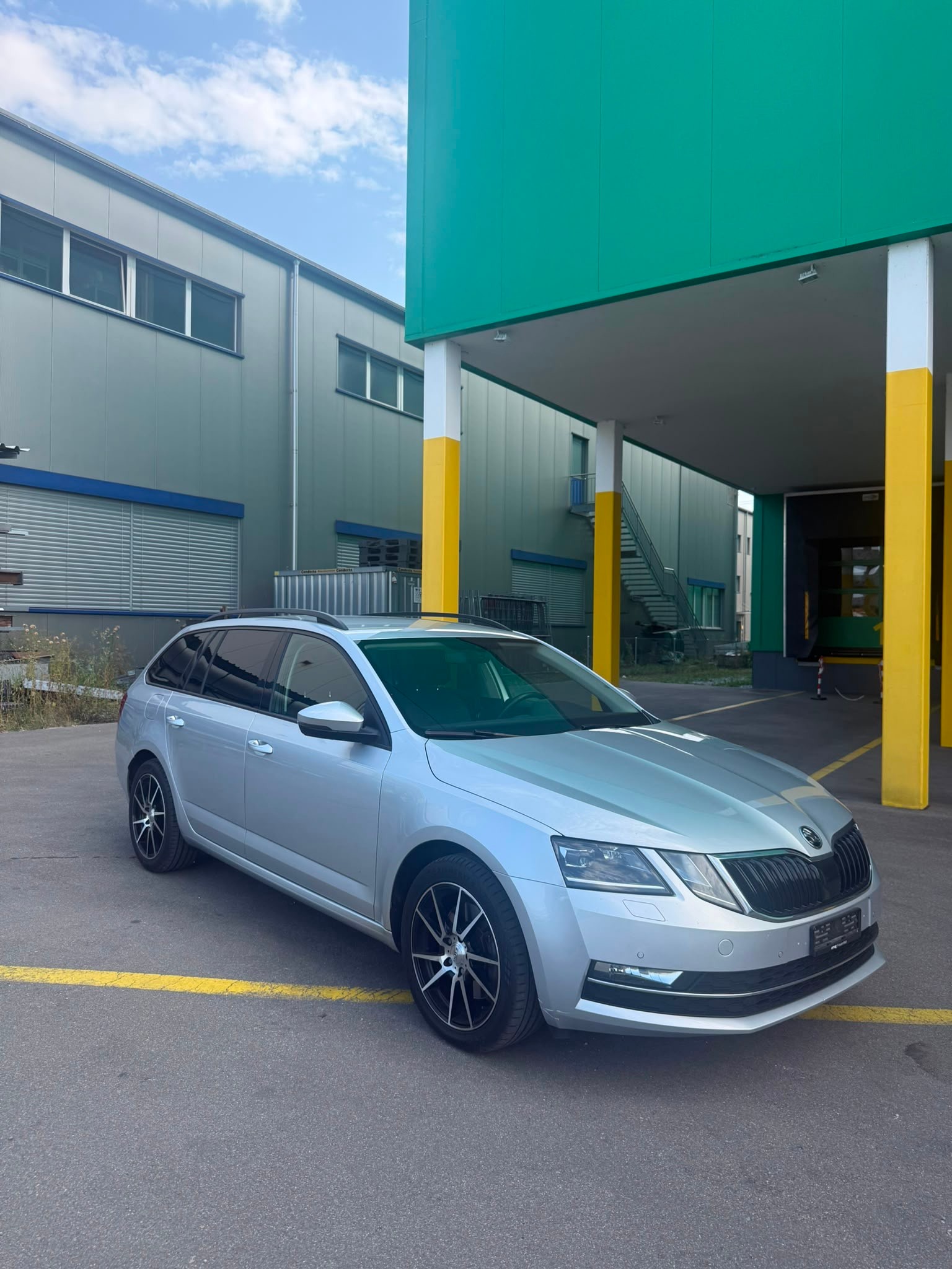 SKODA Octavia Combi 2.0 TDI Ambition 4x4 DSG