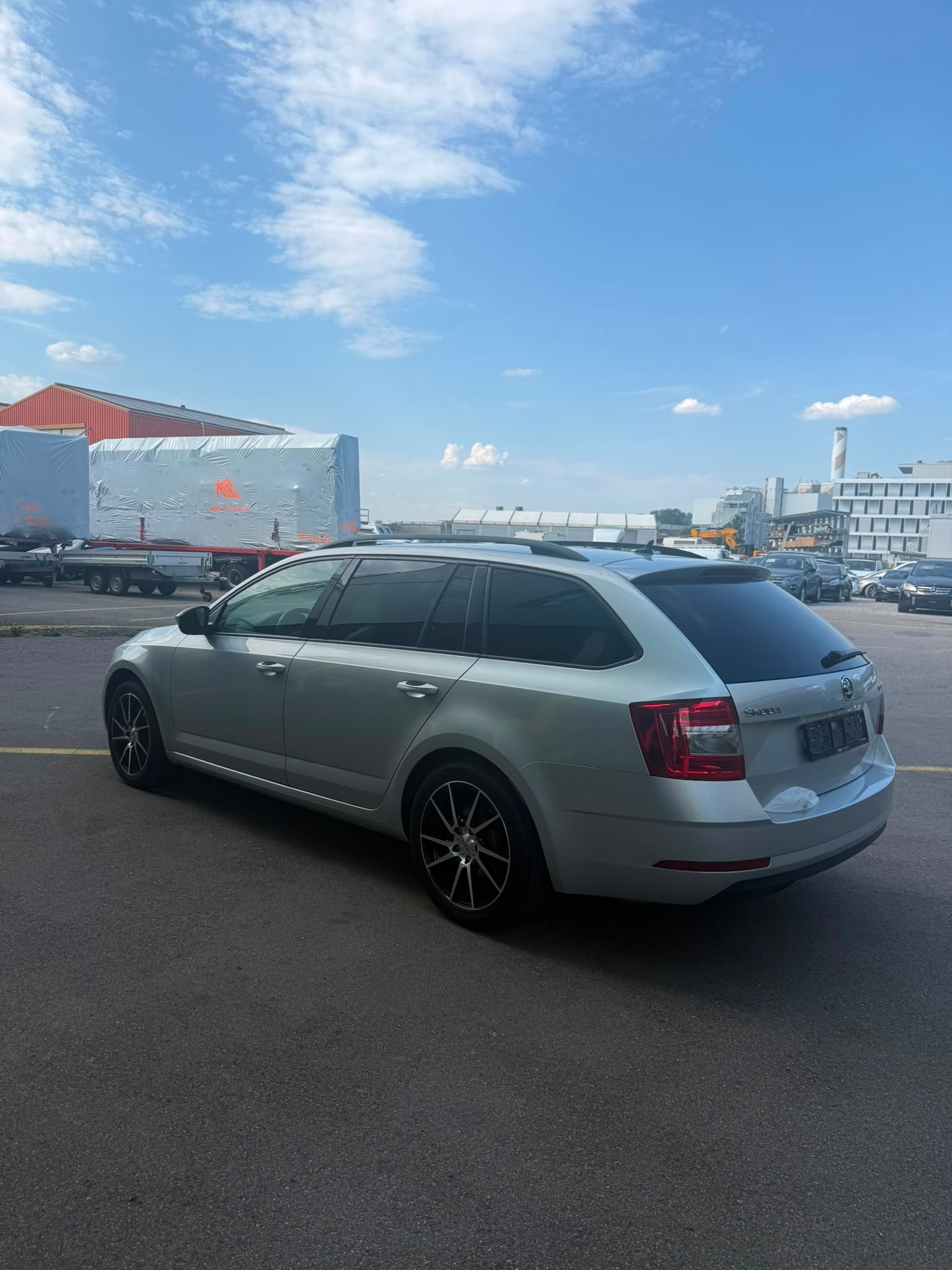 SKODA Octavia Combi 2.0 TDI Ambition 4x4 DSG-image-4