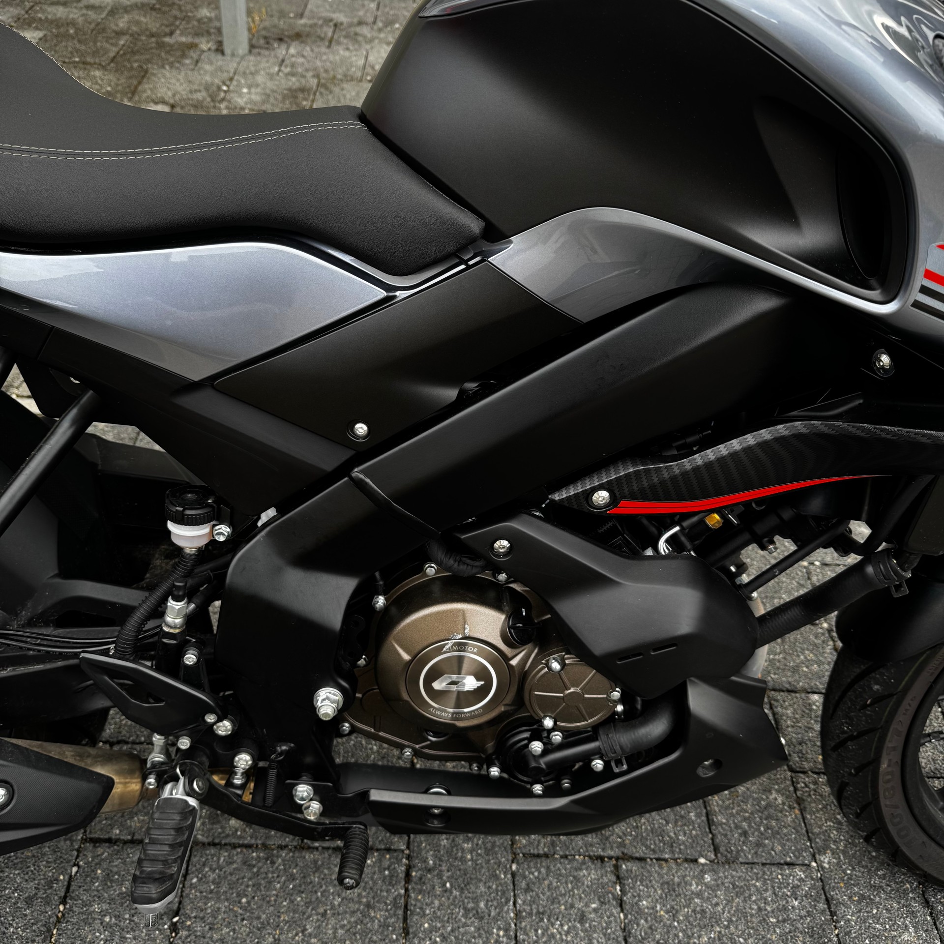 QJ SRK 125 S-image-7