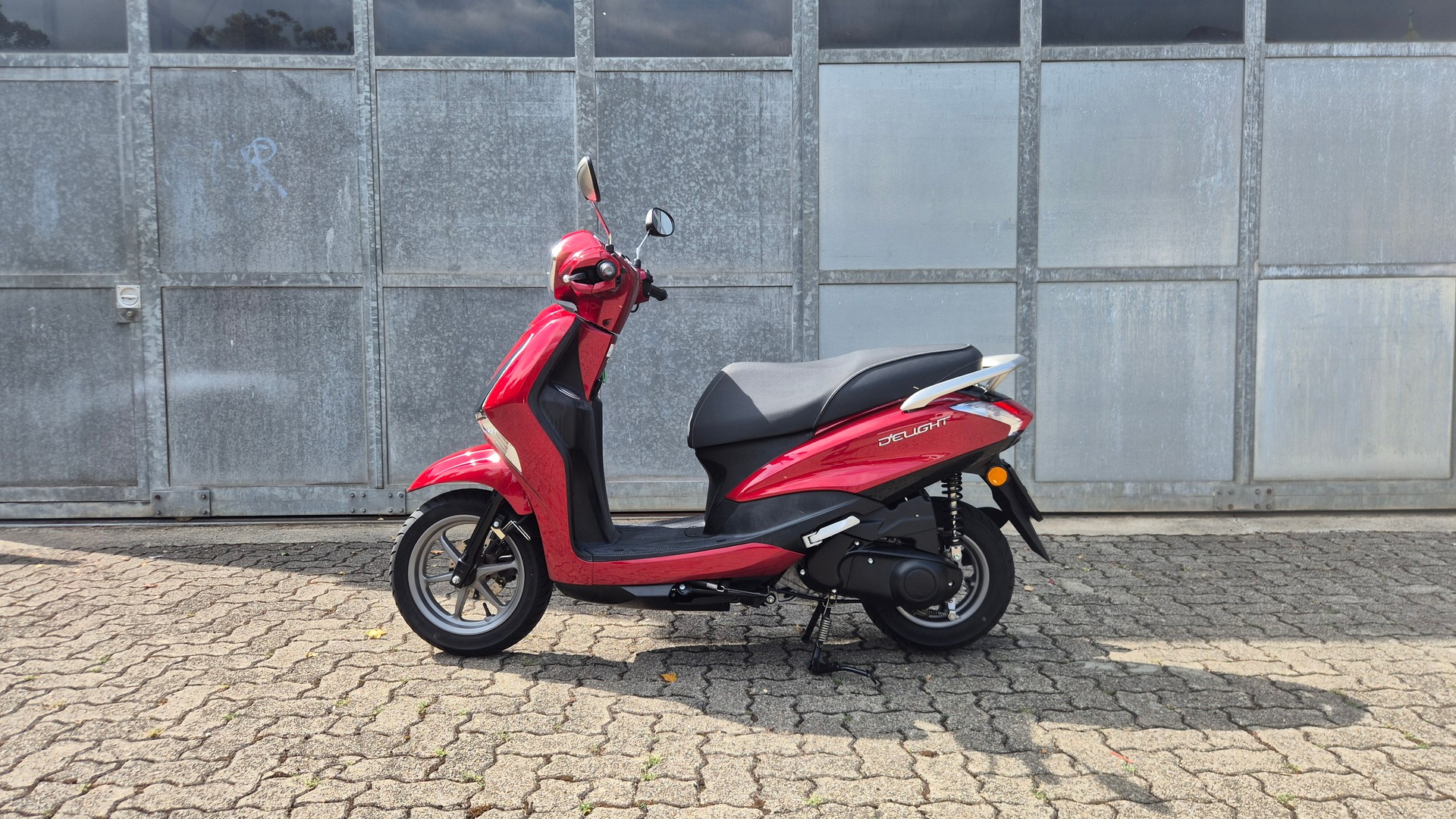 YAMAHA D'elight LTS 125-image-1