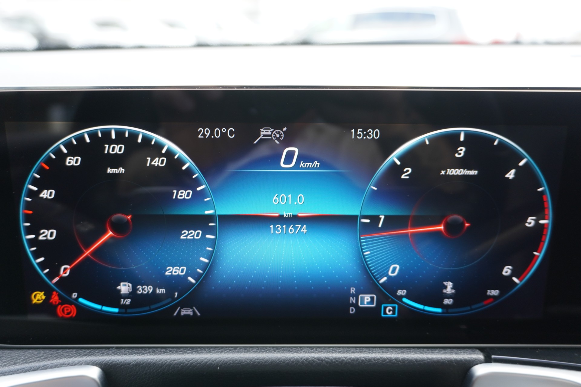 MERCEDES-BENZ GLB 220 d 4Matic Progressive 8G-Tronic 7-PLÄTZER!!!-image-22