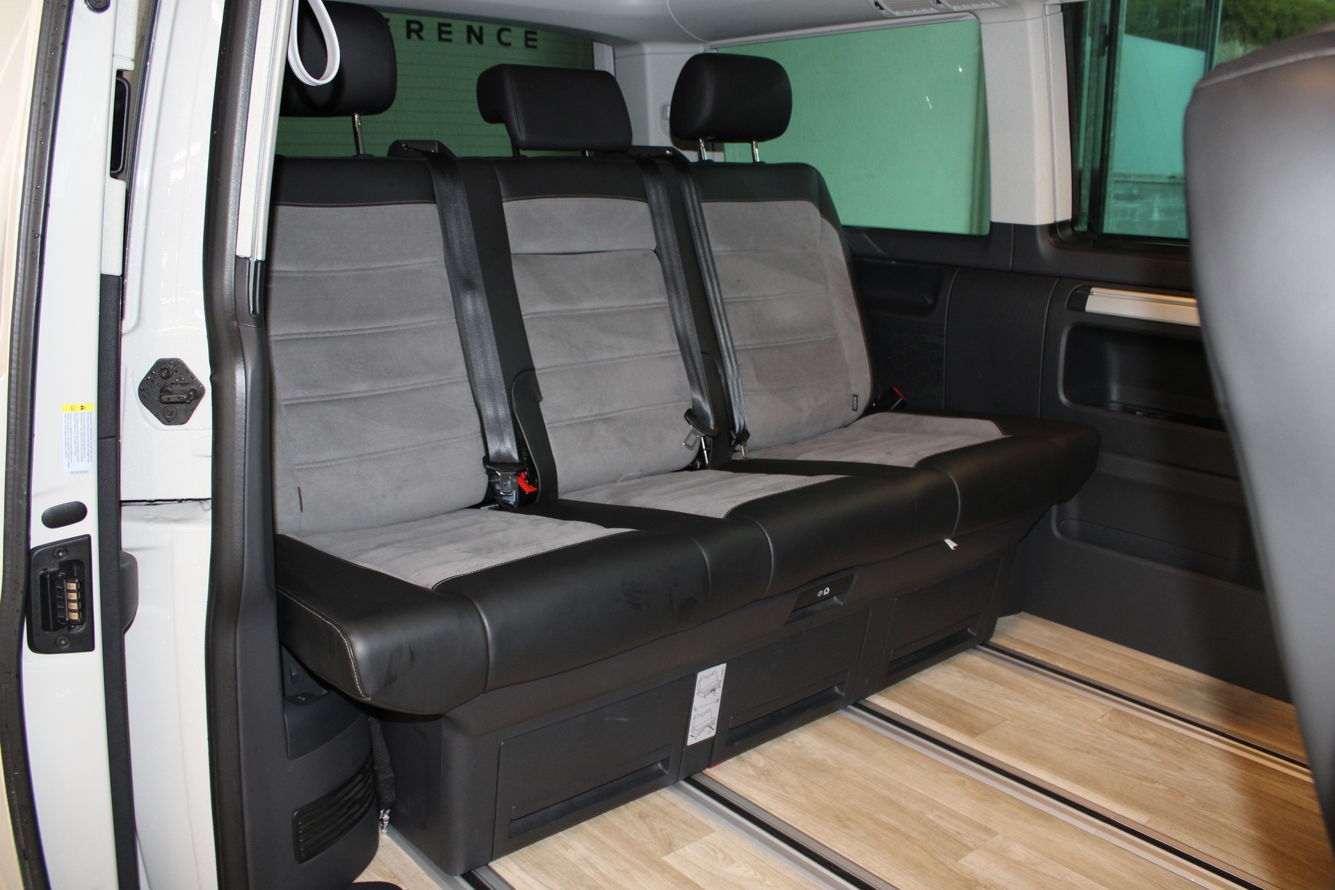 VW T6.1 California 2.0 TDI Beach Liberty DSG-image-7