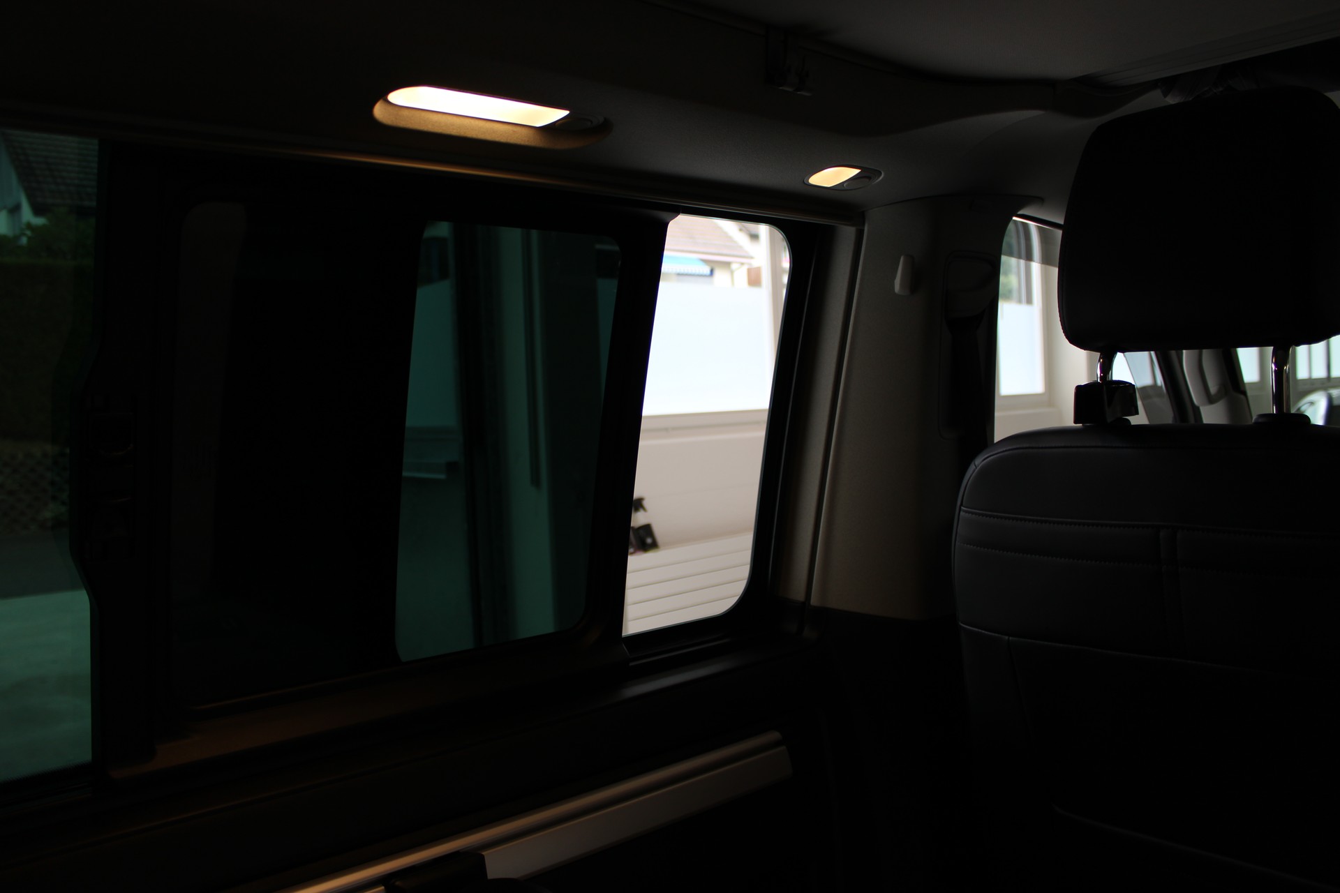 VW T6.1 California 2.0 TDI Beach Liberty DSG-image-19