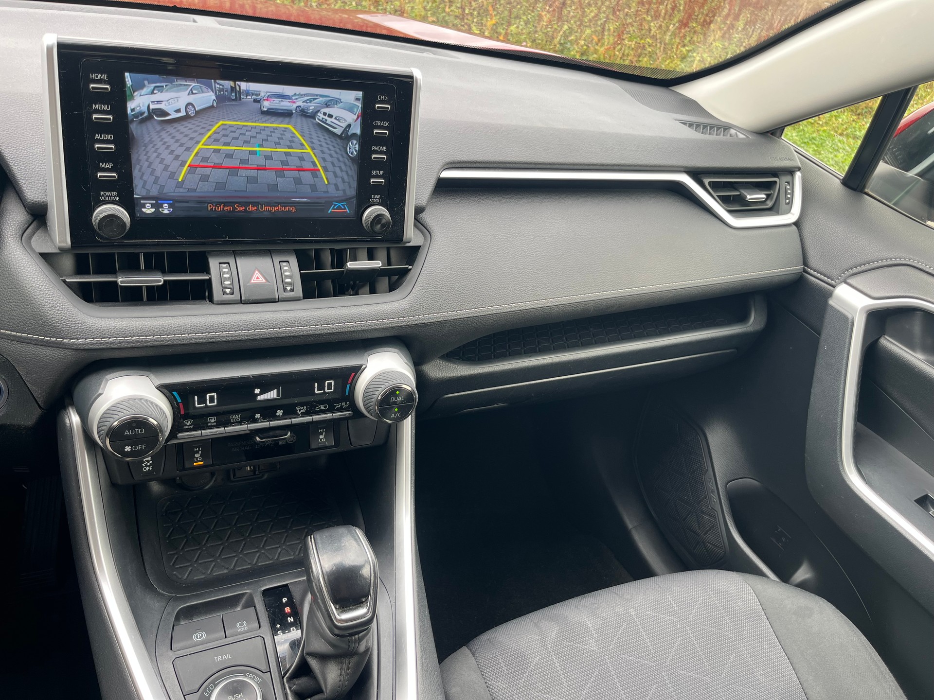 TOYOTA RAV-4 2.5 HSD Comfort e-CVT 4WD-image-14