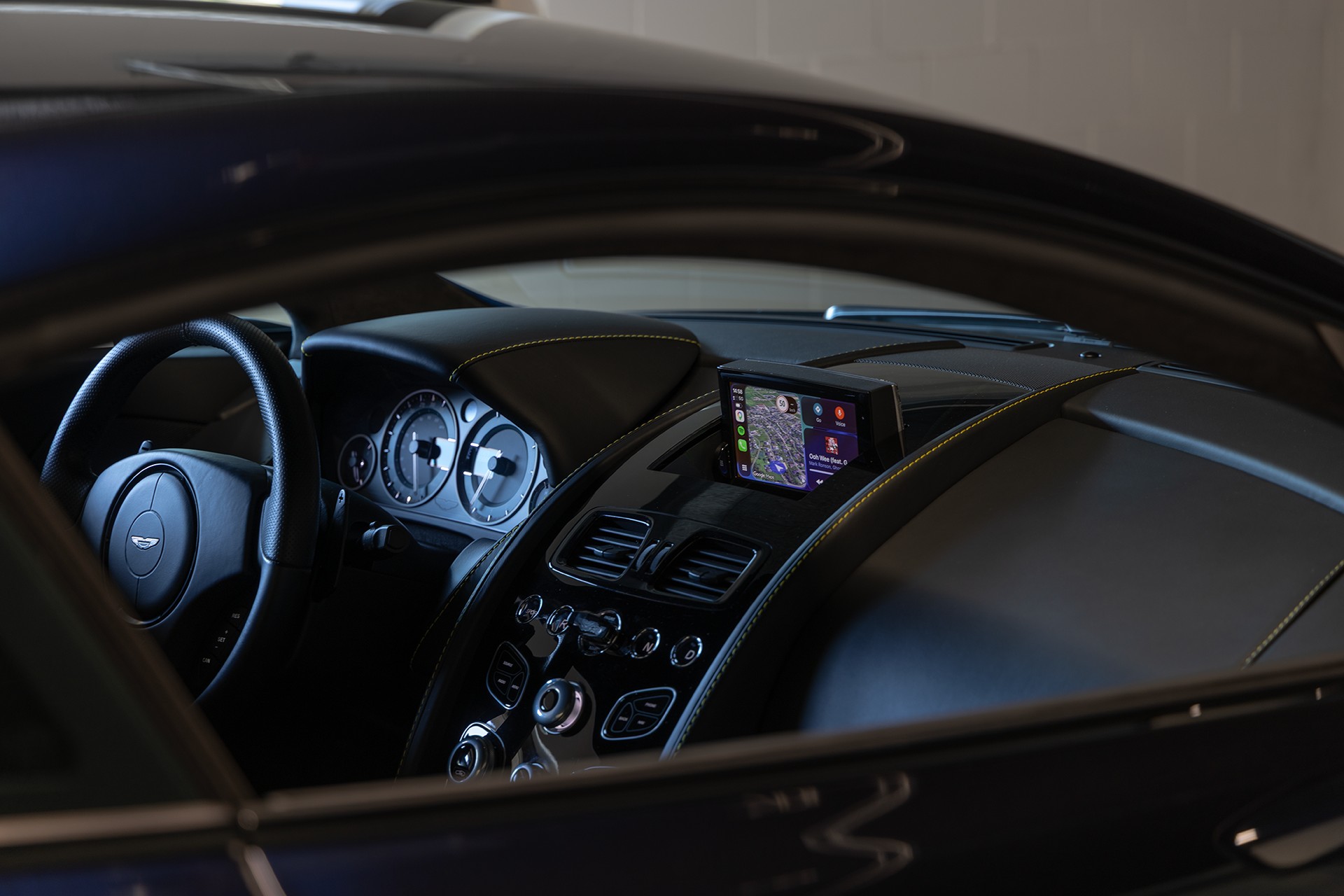 ASTON MARTIN 6.0 S Sportshift-image-10
