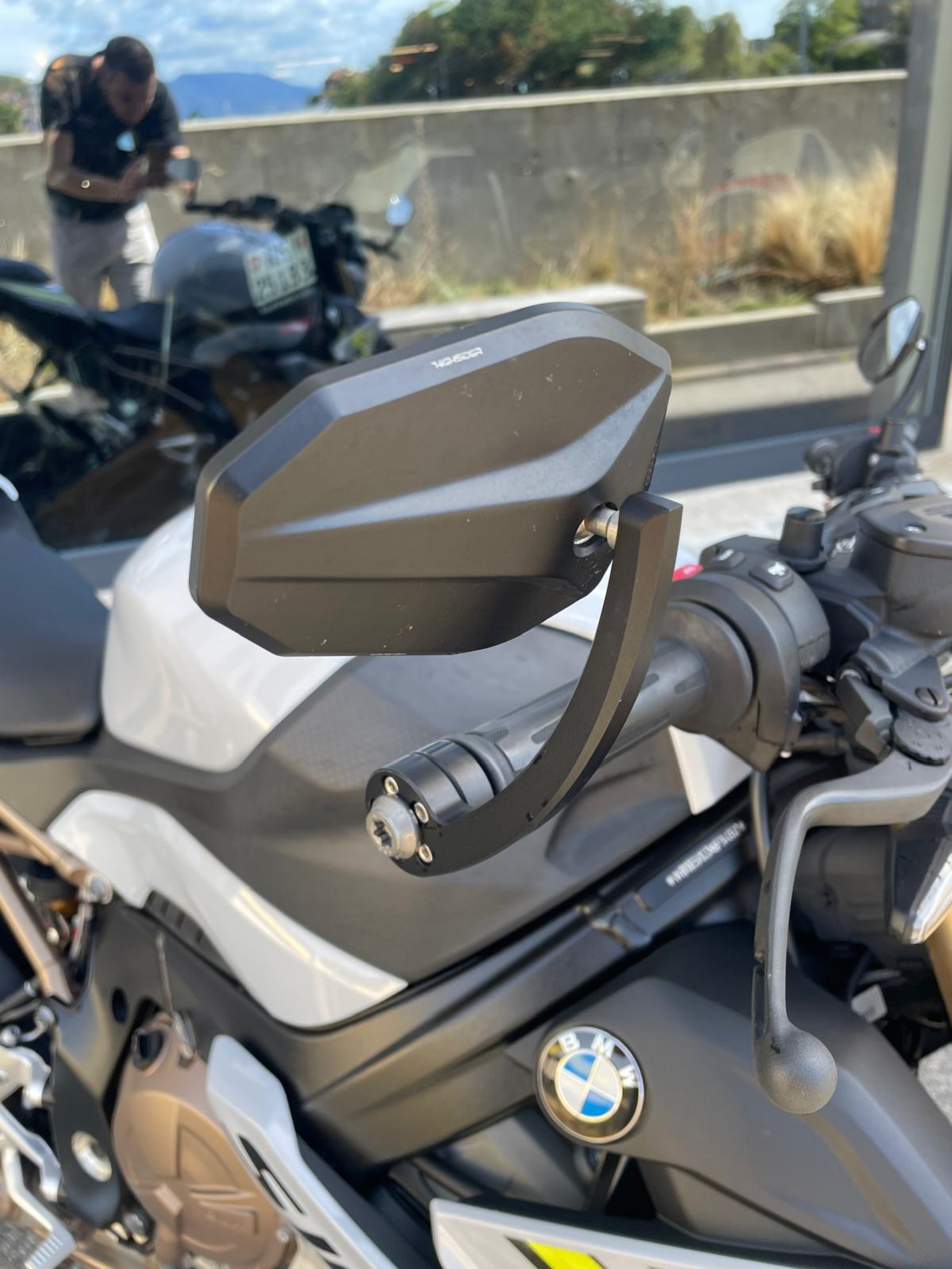 BMW S 1000 R Sport-image-7