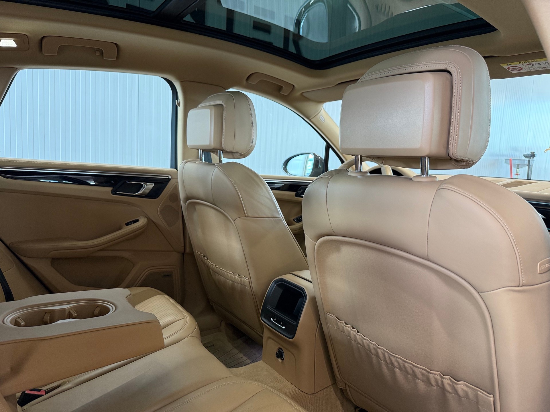 PORSCHE Macan S PDK-image-9